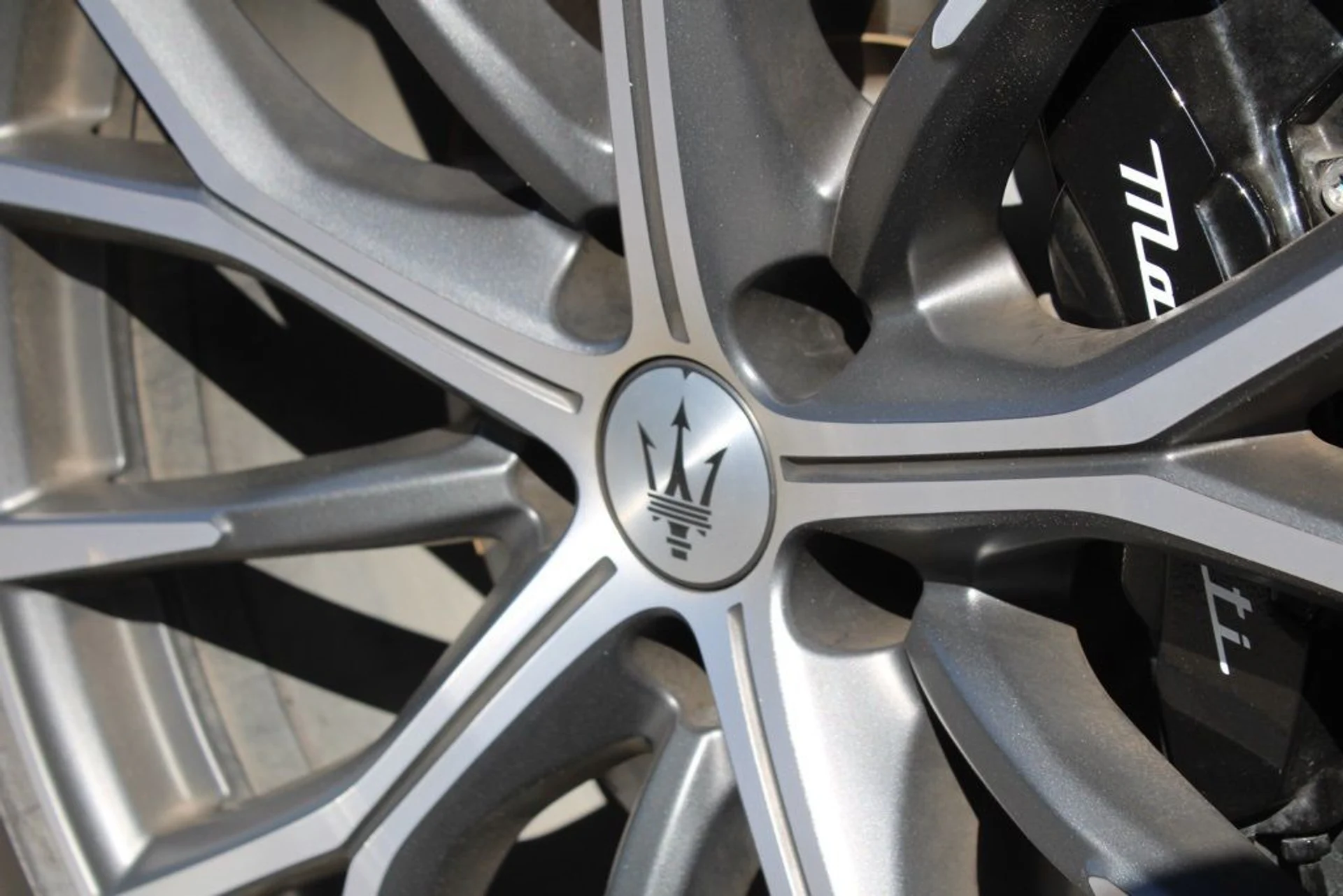 mph006_1554351235_33980d6caf49662640f81dbd1a8c78ed_3d22d52adc