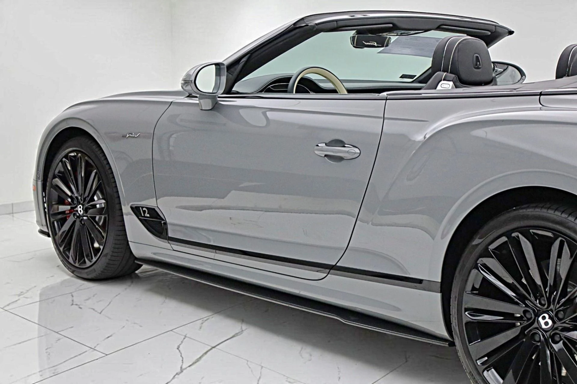 mph006_1555121114_Used_2022_Bentley_Continental_GTC_Speed_1b4681703a