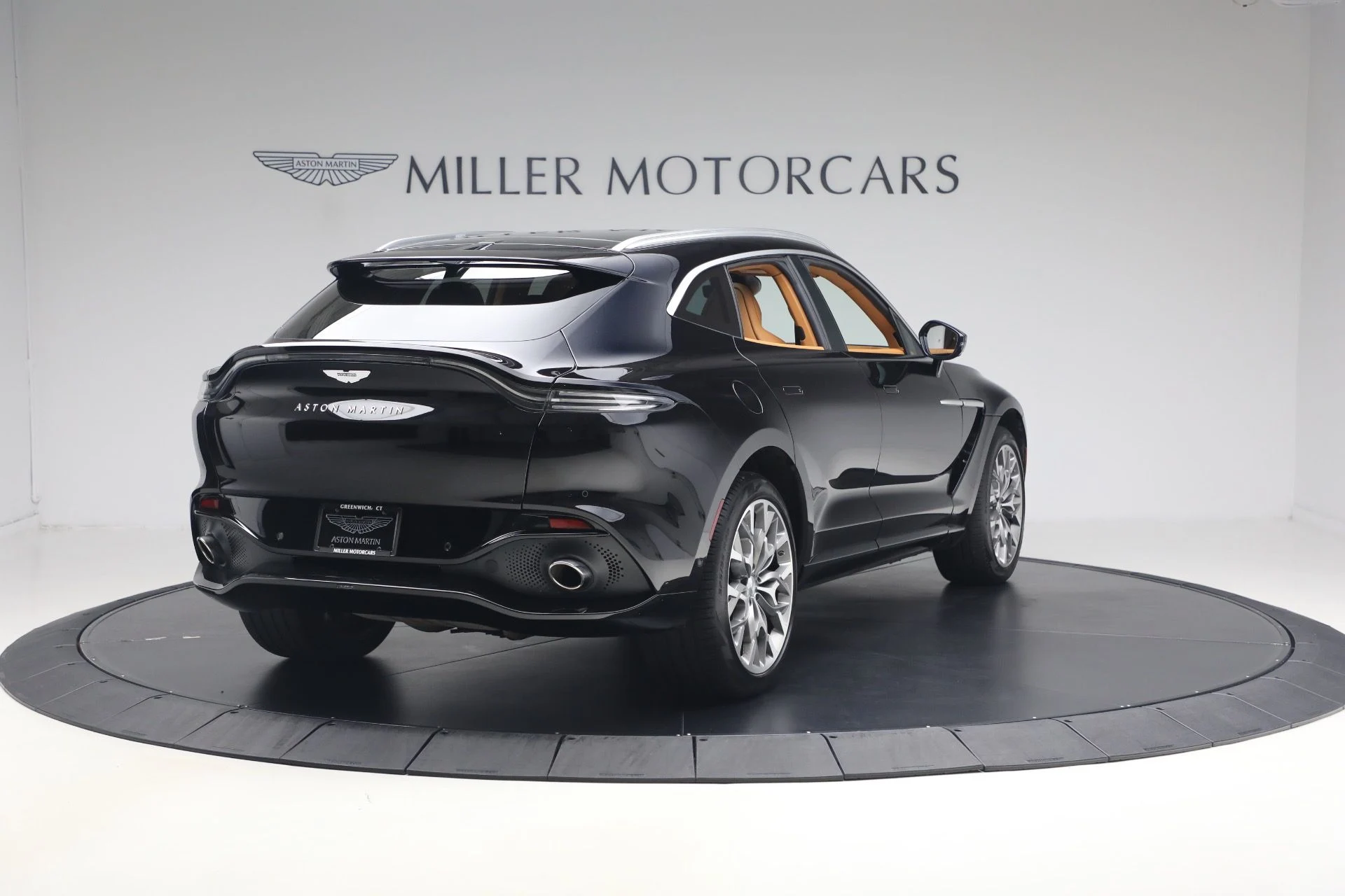 mph006_1556117029_Used_2021_Aston_Martin_DBX_1784989752_f8e841ac6a