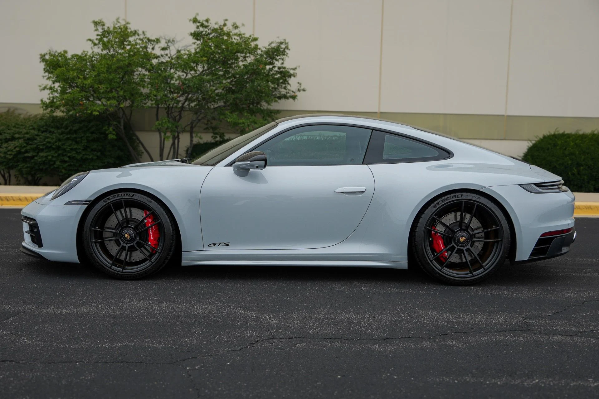 mph006_1558712447_Used_2023_Porsche_911_Carrera_GTS_1784575224_87ebb5af8a