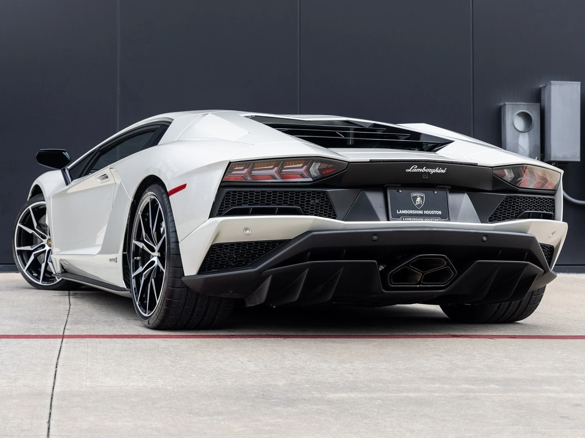 mph006_155904612_7_2088c4a124