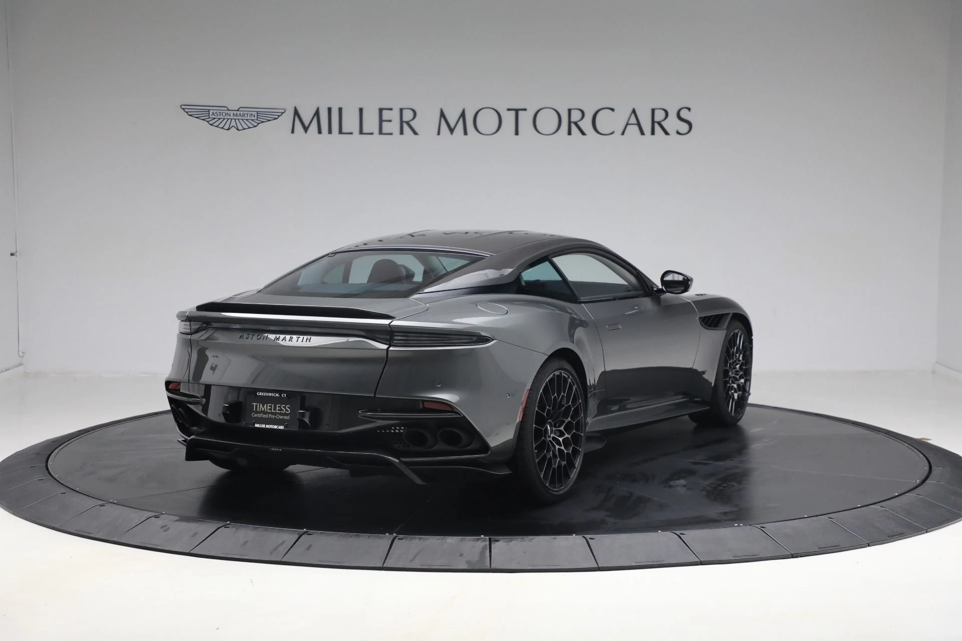 mph006_1571457630_Used_2023_Aston_Martin_DBS_770_Ultimate_64de1c0bba
