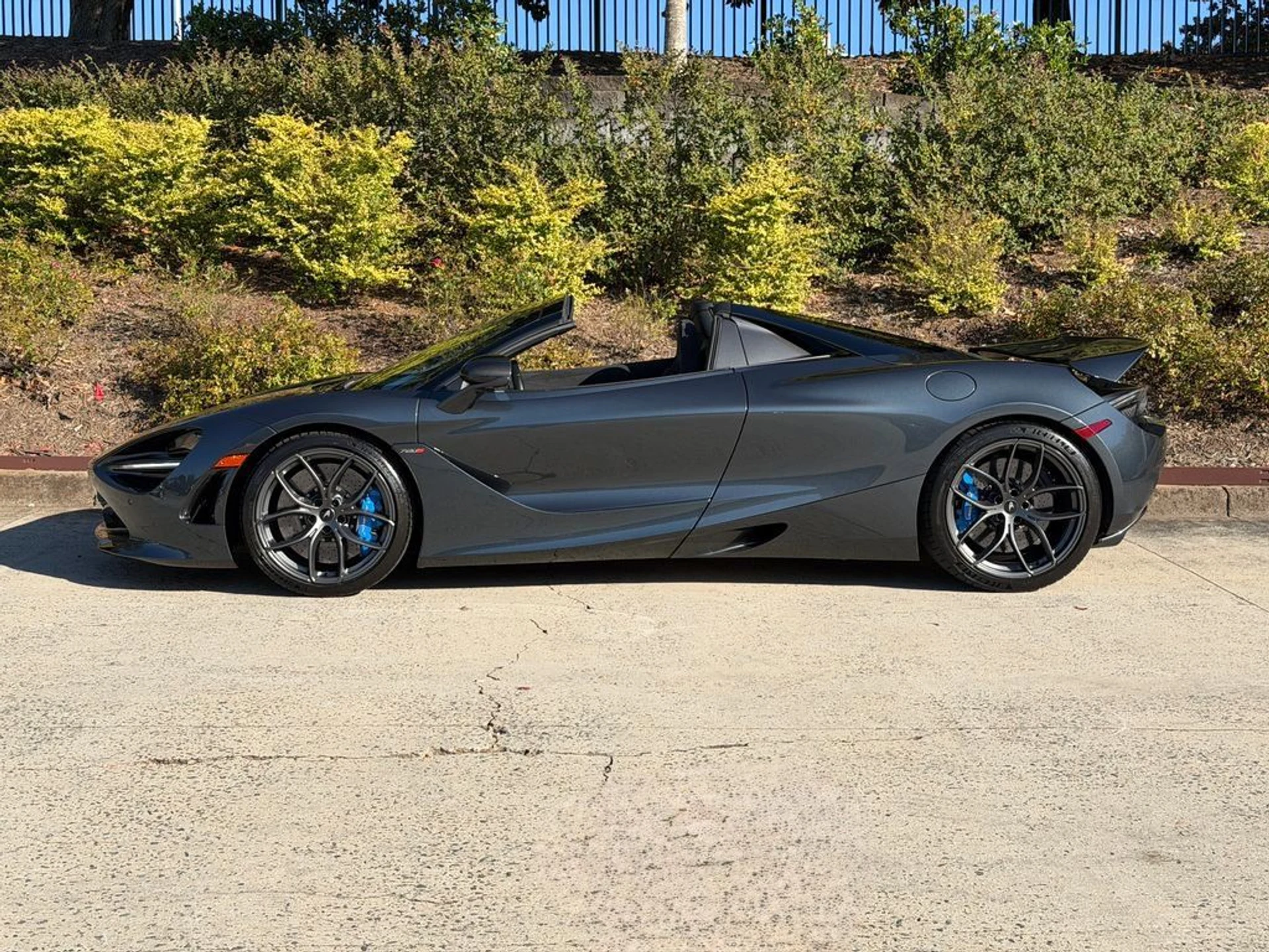 mph006_1572098772_86ac7d83fea1491cbe3ed3d3faa2ea01_921271e1ce