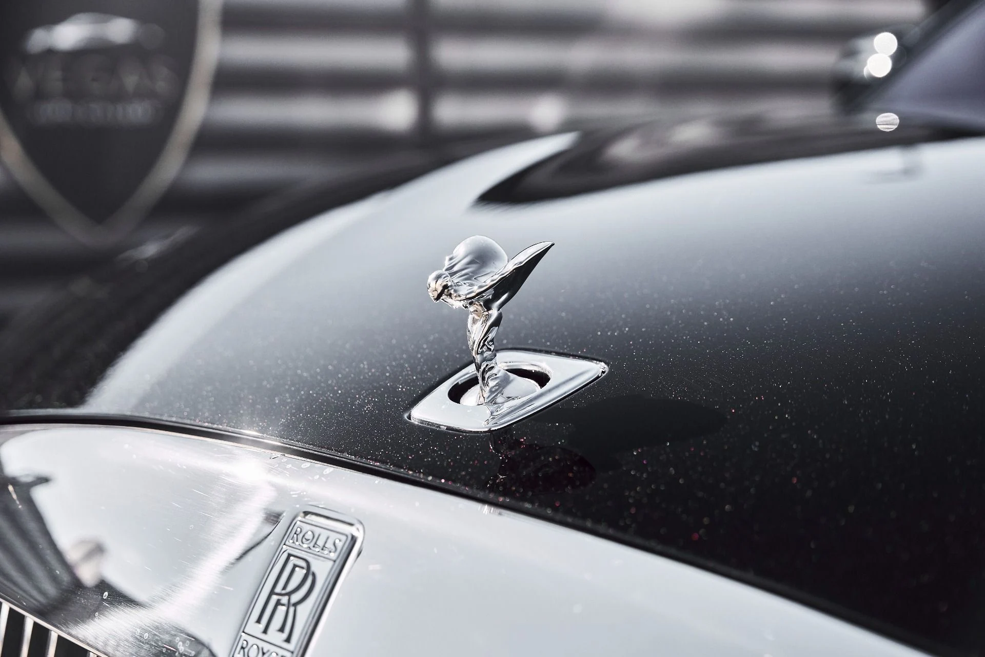 mph006_1576185515_Used_2025_Rolls_Royce_Spectre_Base_1775246478_439261f78d