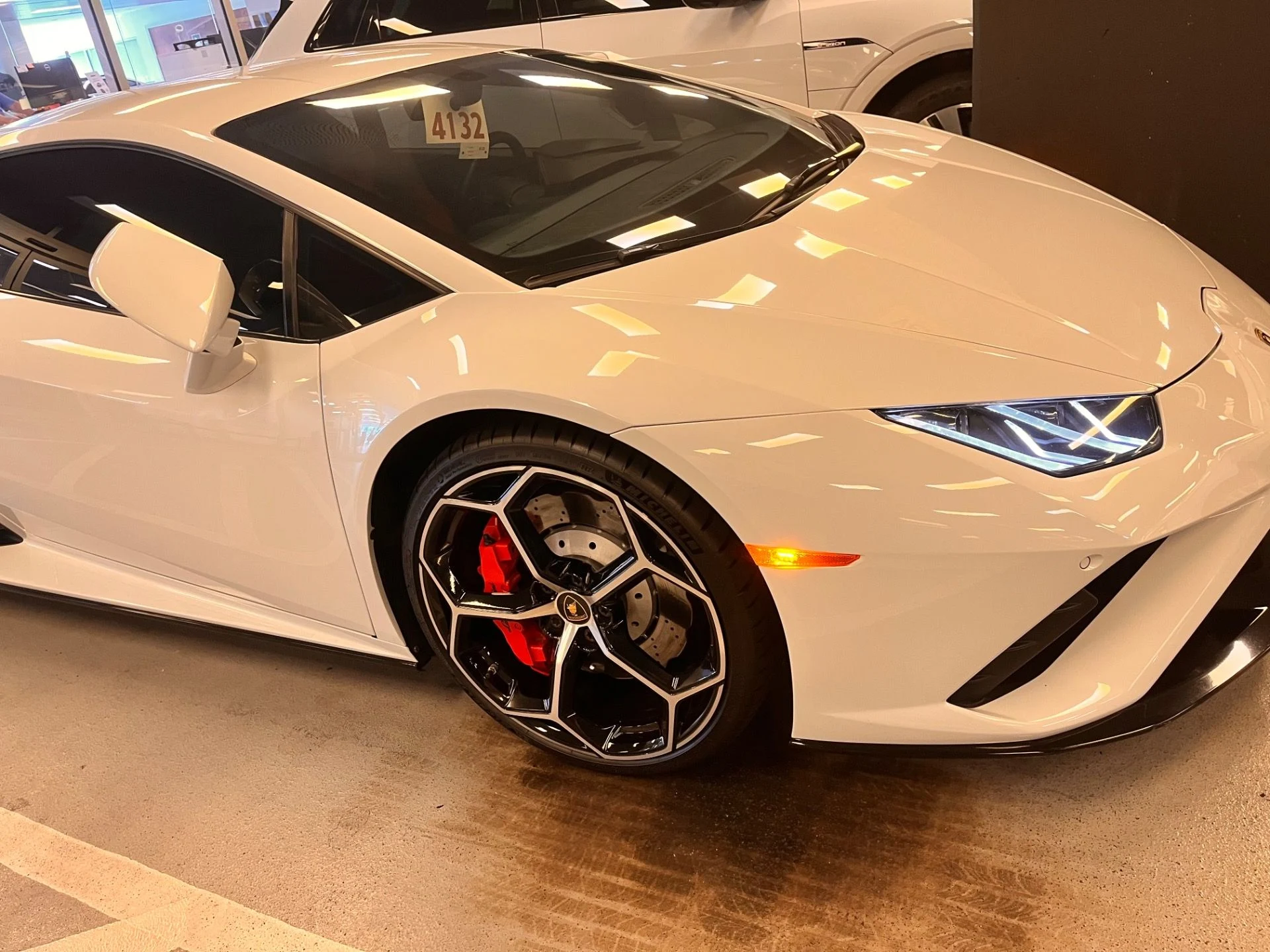 mph006_1579567358_Used_2021_Lamborghini_Huracan_EVO_1742583330_1ee2a4b4d6