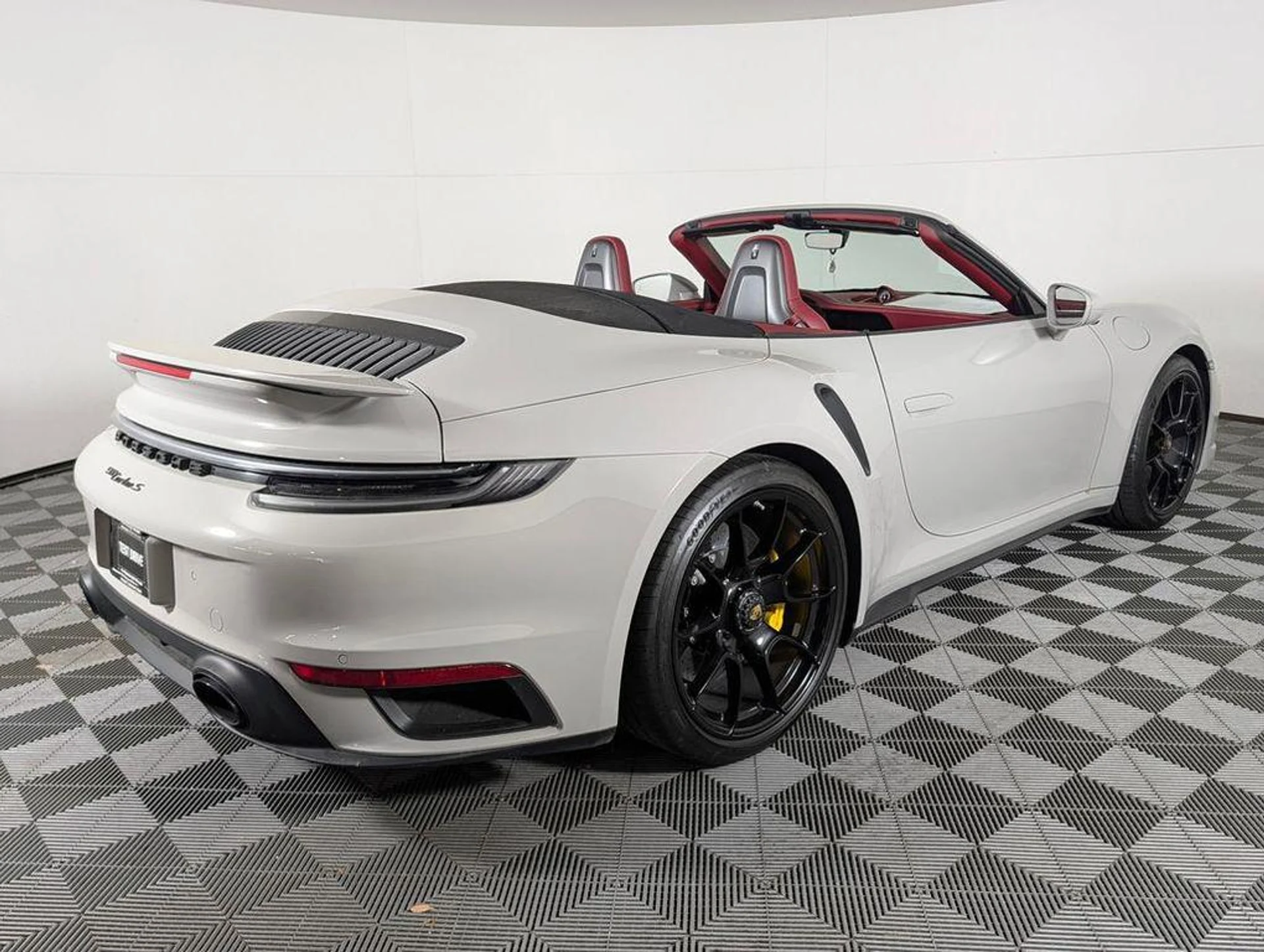 mph006_1582266913_U_o5_Om93_U5s_At_R7u_DE_Qjk_E8r_Rv8_311d26e9fe