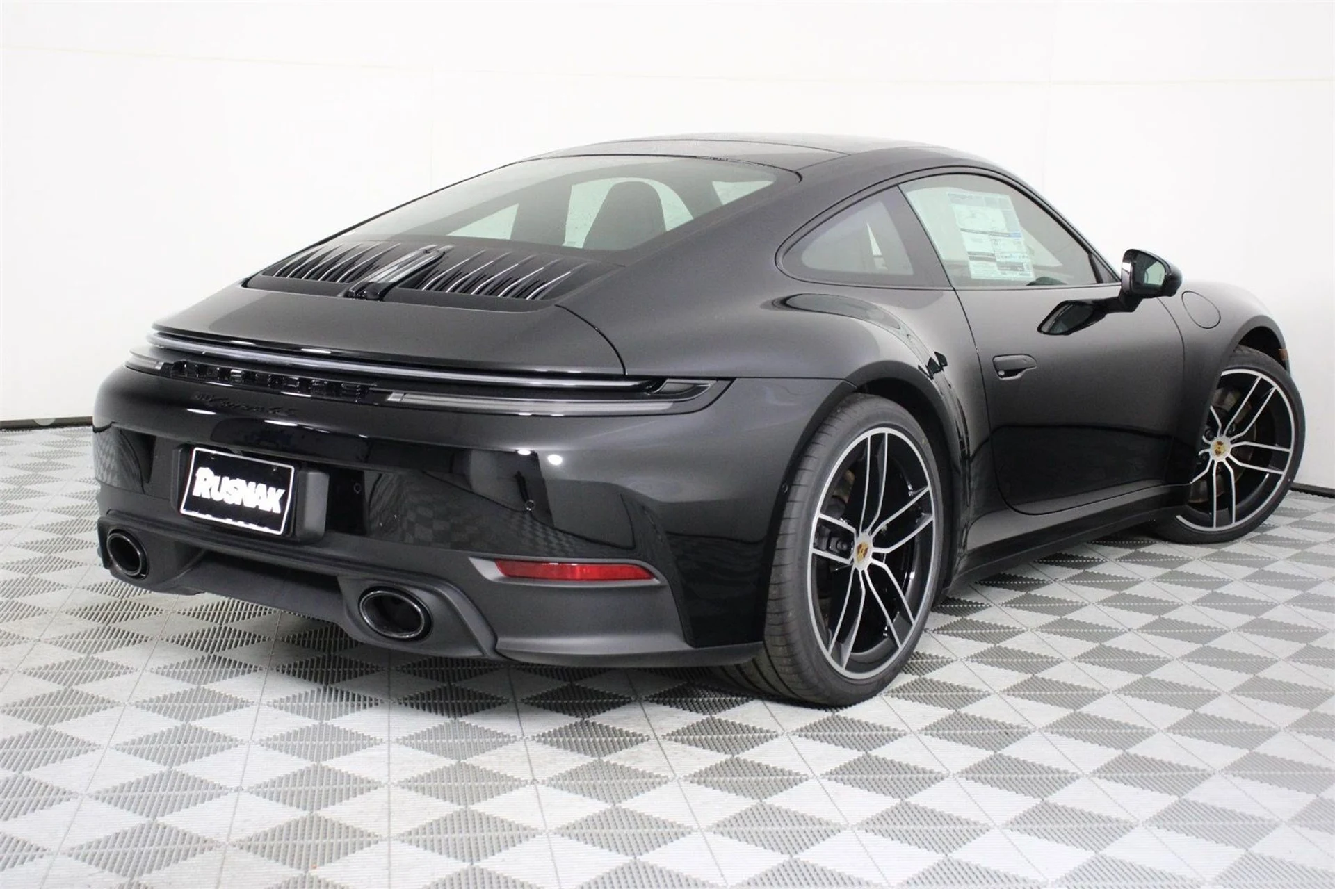 mph006_1590128024_ee2d11018aed1bdd471aeca8eff5bf95_740cadf139