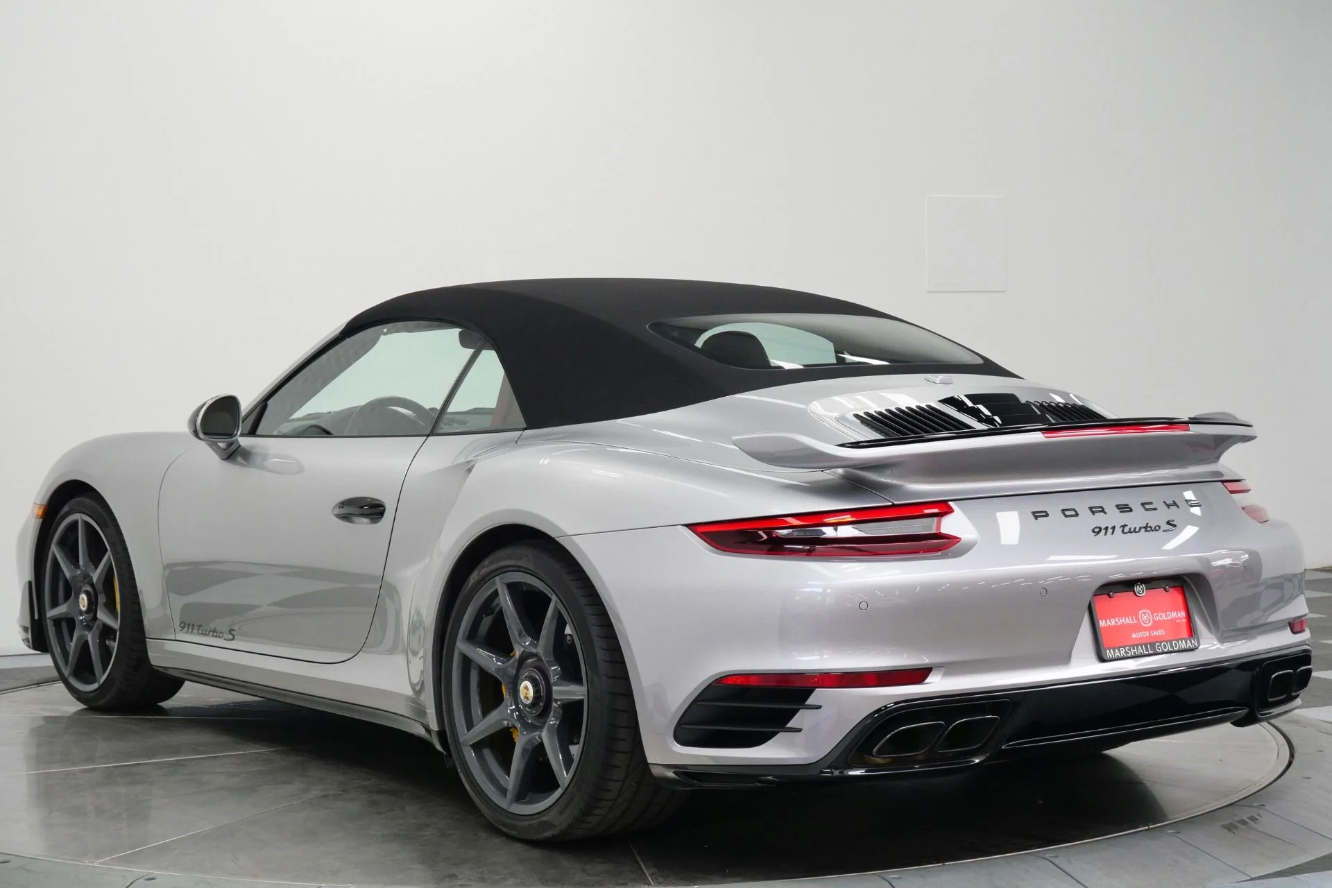 mph006_1596464810_Used_2019_Porsche_911_Turbo_S_Cabriolet_Factory_Carbon_Fiber_Wheels_Aerokit_Burmester_Audio_1766082238_fef4c41eb5