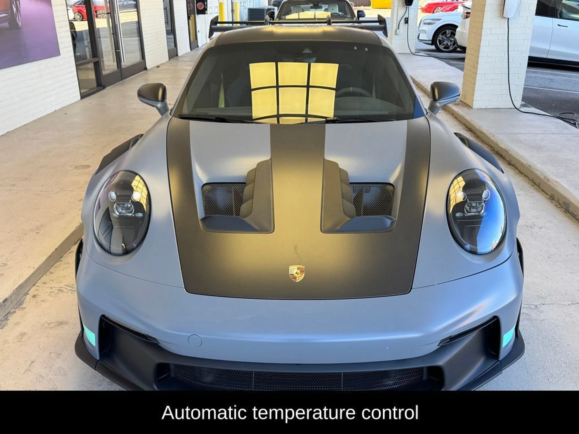 mph006_159651932_4bd6ac598a19e52b45b7986e2f051e7fx_fb0b83bdad