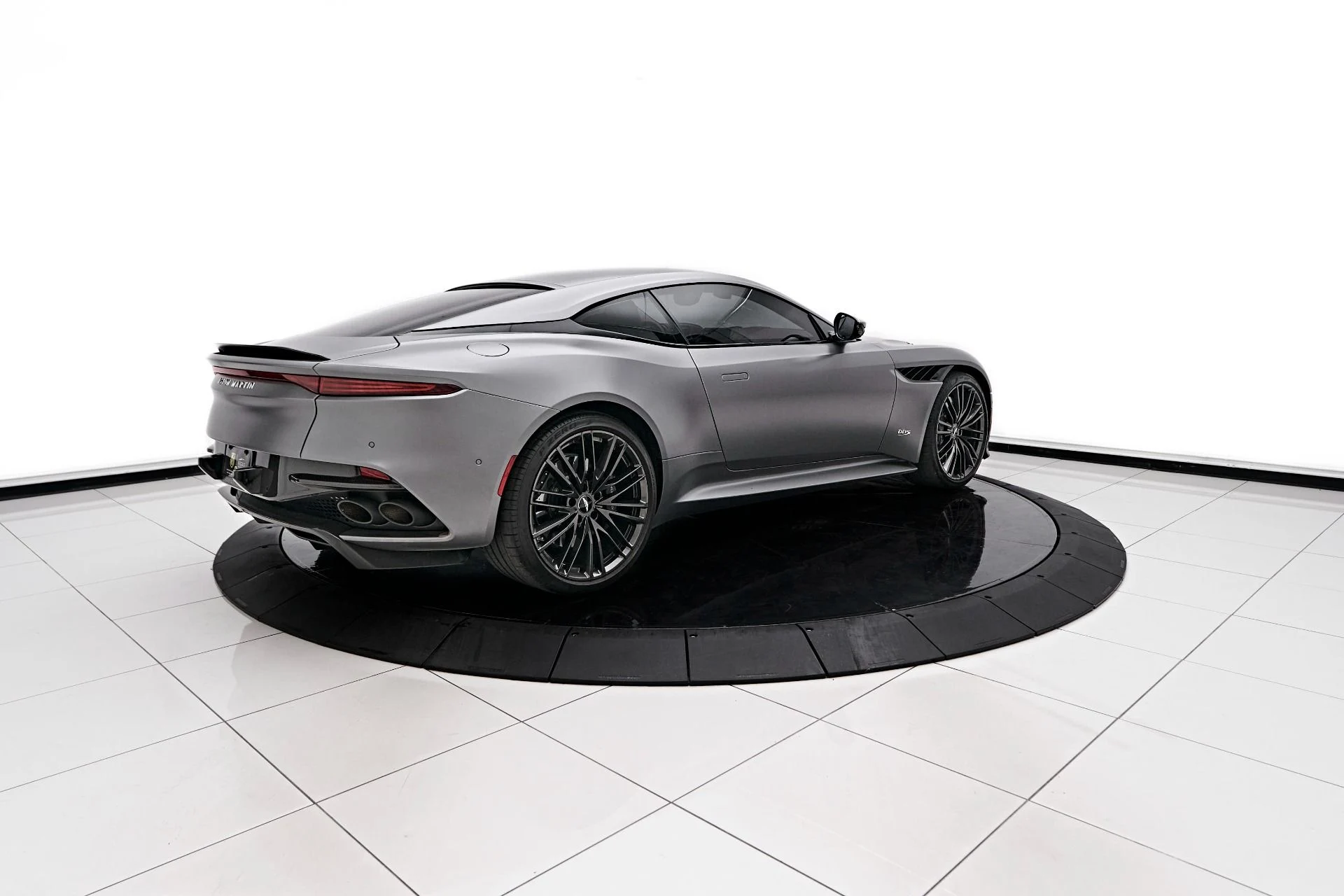 mph006_1597428300_Used_2021_Aston_Martin_DBS_Superleggera_1720056624_ba45837fb4
