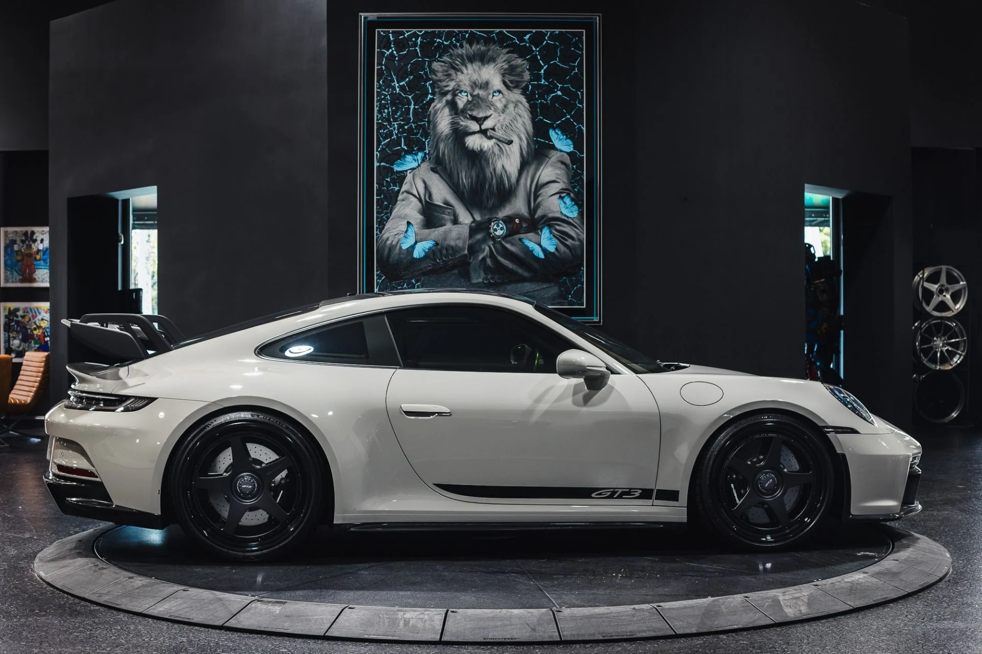 mph006_1601399244_Used_2022_Porsche_911_GT_3_Chalk_CC_Bs_Tasteful_Upgrades_1775764800_395cdcc016