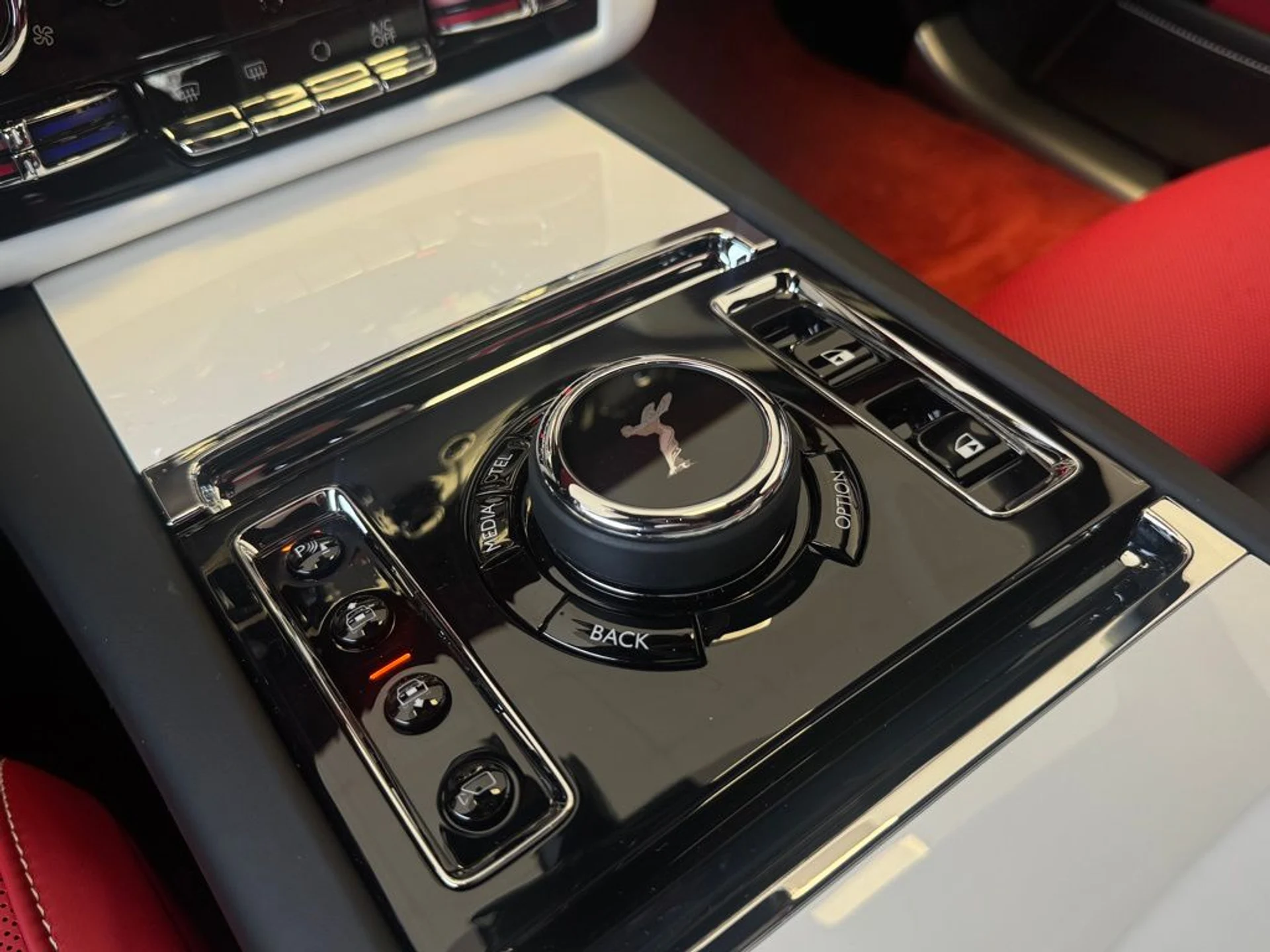 mph006_1608803912_296a12cafe2d464a5dee405703281017x_b835ff6661