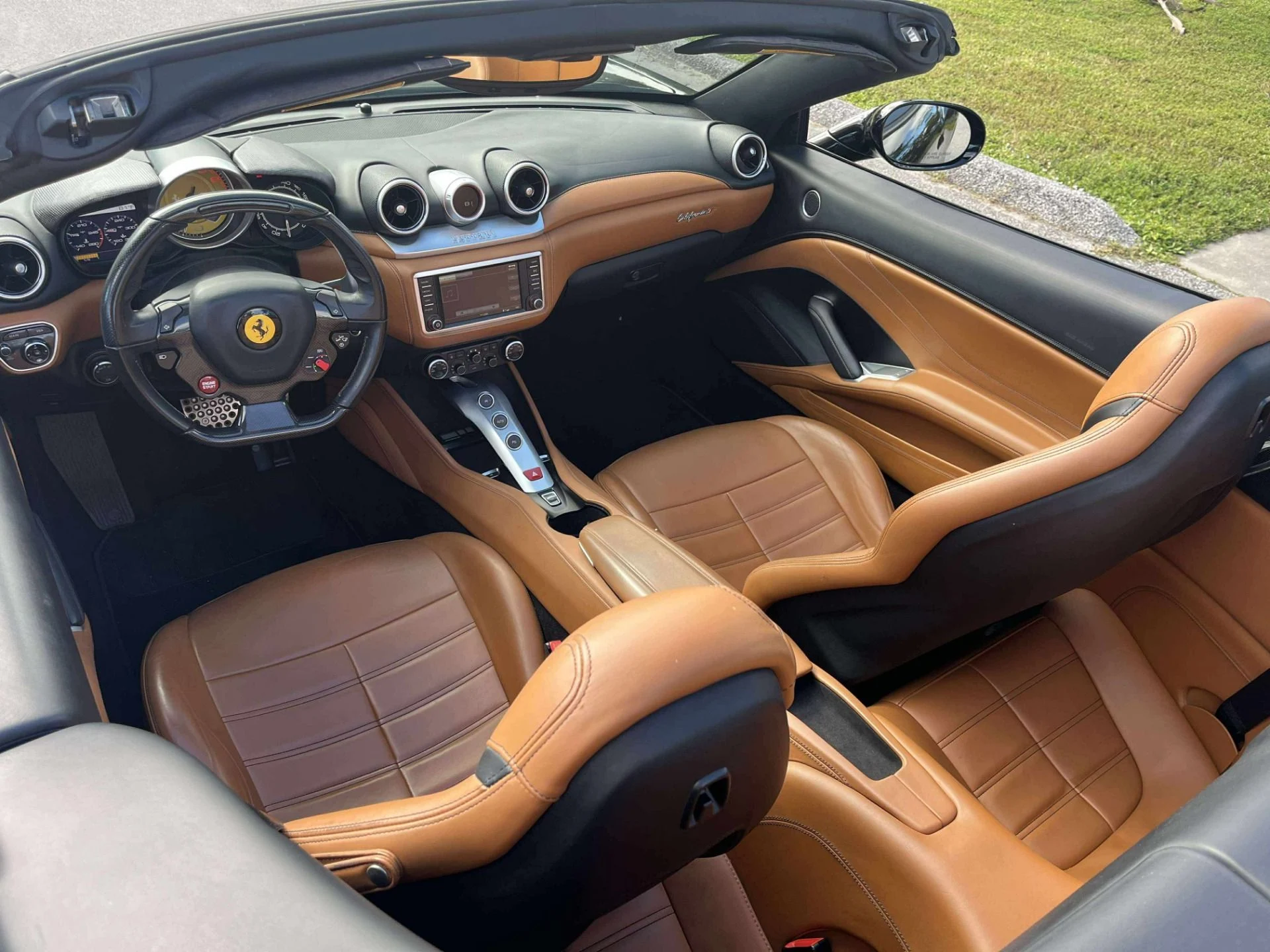 mph006_1609773662_Used_2016_Ferrari_California_T_1763595014_a9ce541672