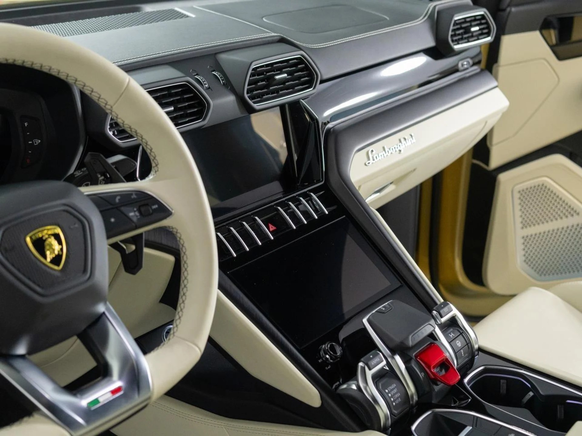 mph006_1617008384_Used_2023_Lamborghini_Urus_S_1785169230_3ca013457d