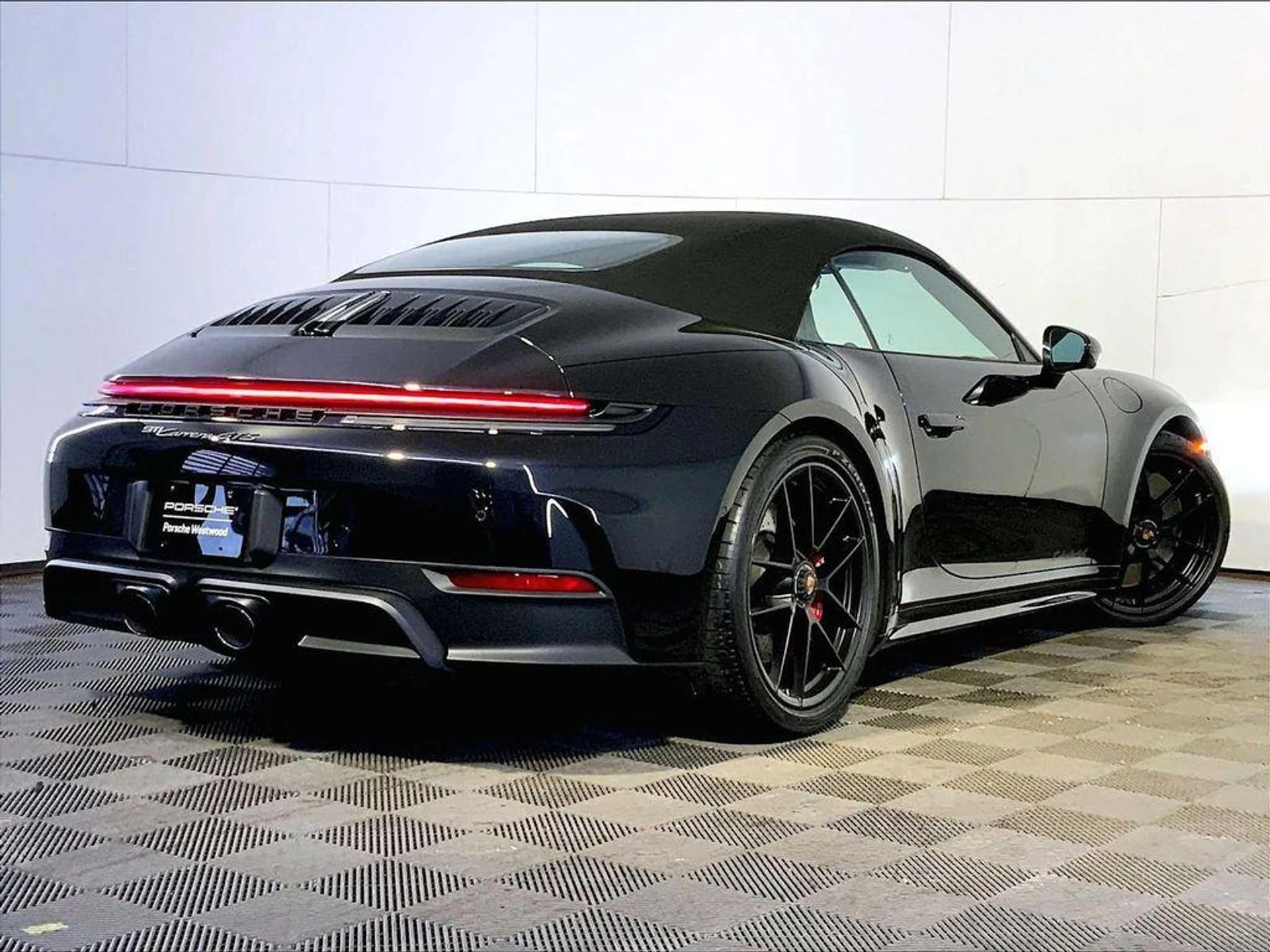 mph006_1620504840_a_M1_E_Rqz_Tct_A_Sbcuuva_Fyv4_UO_Wjo_c30407ce83