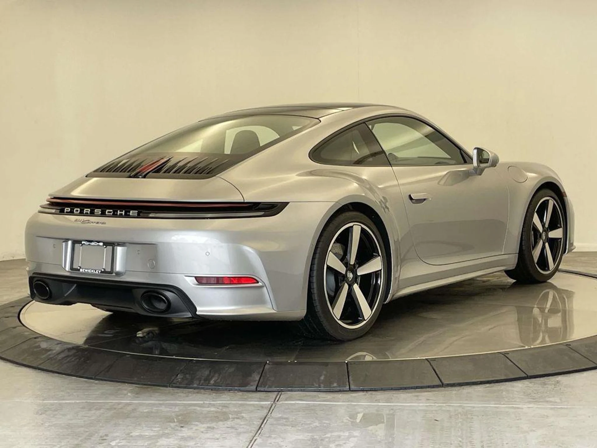 mph006_1640762591_n_Uei_Jpr_U_Awf_K_Gm_BX_9_S_Kg_y_X_Eg_M_095a474ea2