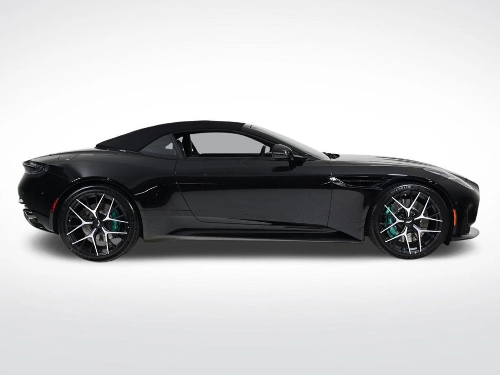 mph006_1653205923_new_2026_aston_martin_db12_volante_11350_22900946_6_1024_ea4d05a18b