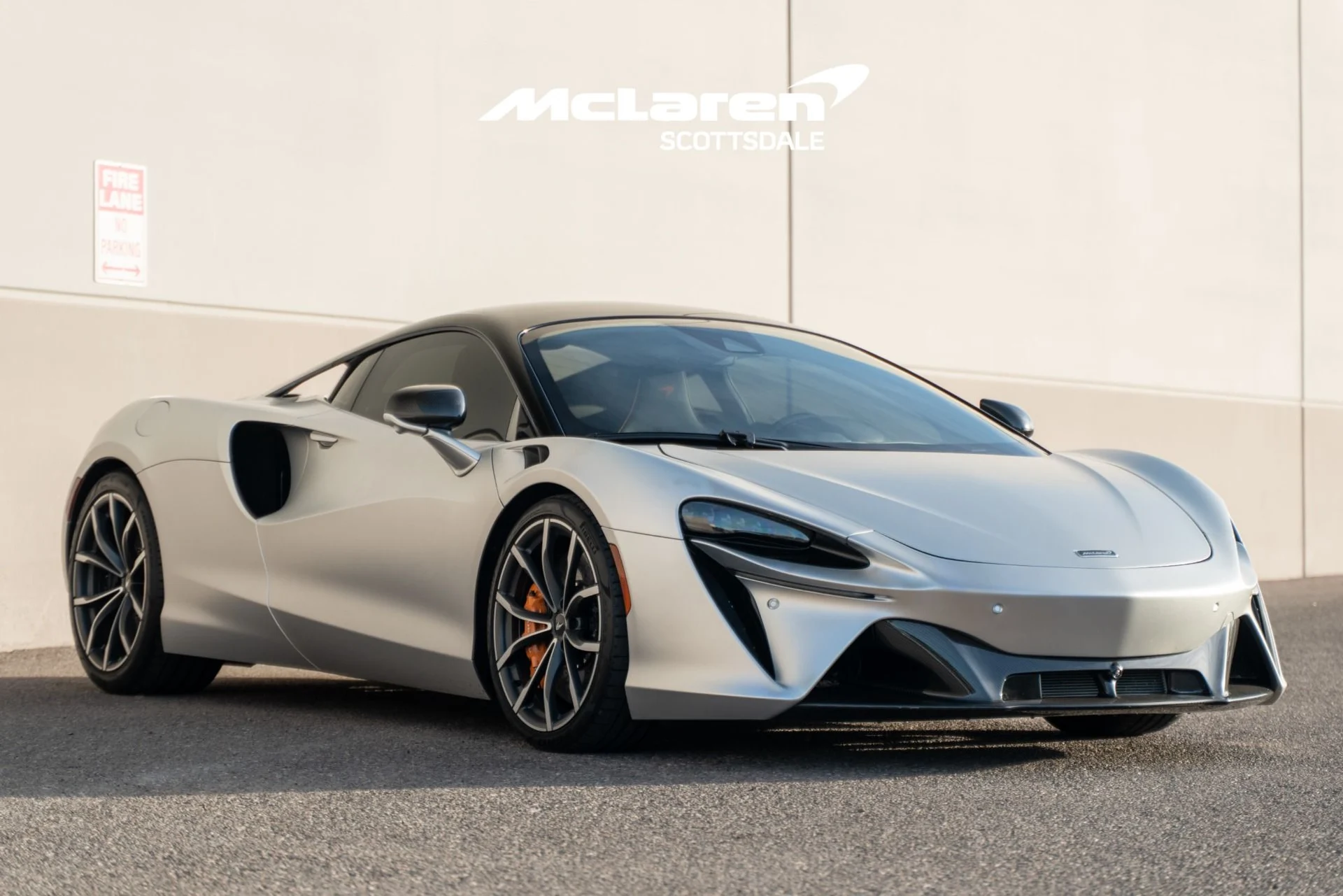 mph006_165761122_Used_2023_MCLAREN_ARTURA_1766275196_36a584e81b