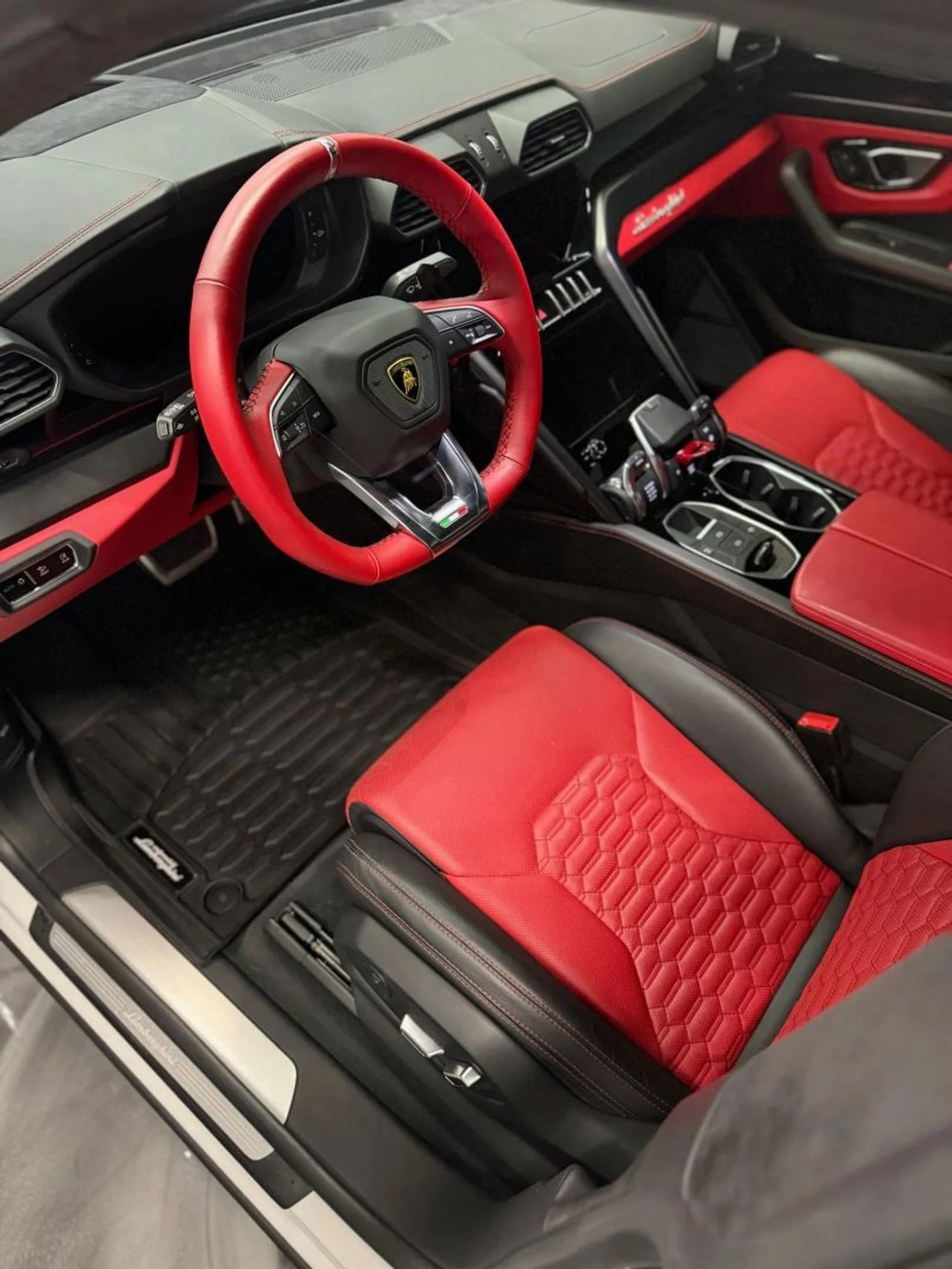 mph006_1657756230_202510_f321d00bdce641acb2579e7fa83bd76e_8298b727d9