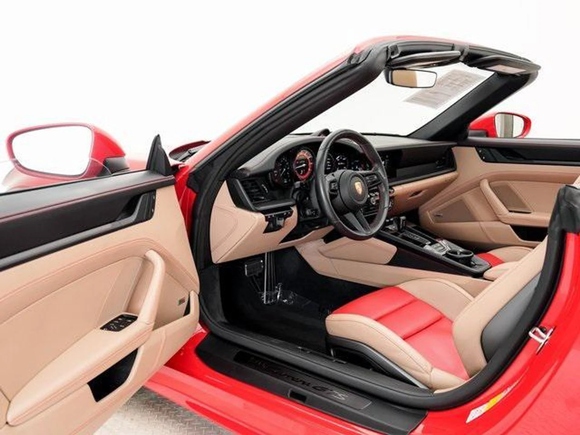 mph006_1657825111_SE_0e8_KYK_Ucs_Mx_Ue9_Abyxm_Xcxx5_A_62b5a2111d