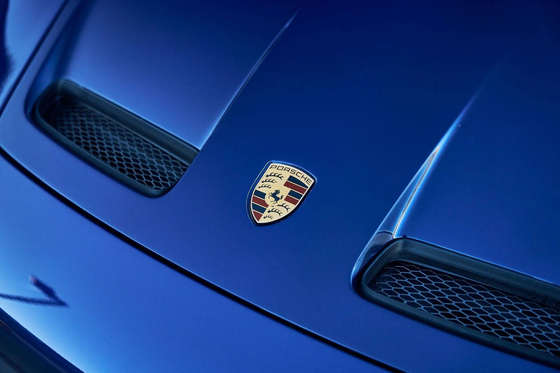 mph006_1692886120_Used_2023_Porsche_911_GT_3_1770166872_17b00cbf4b