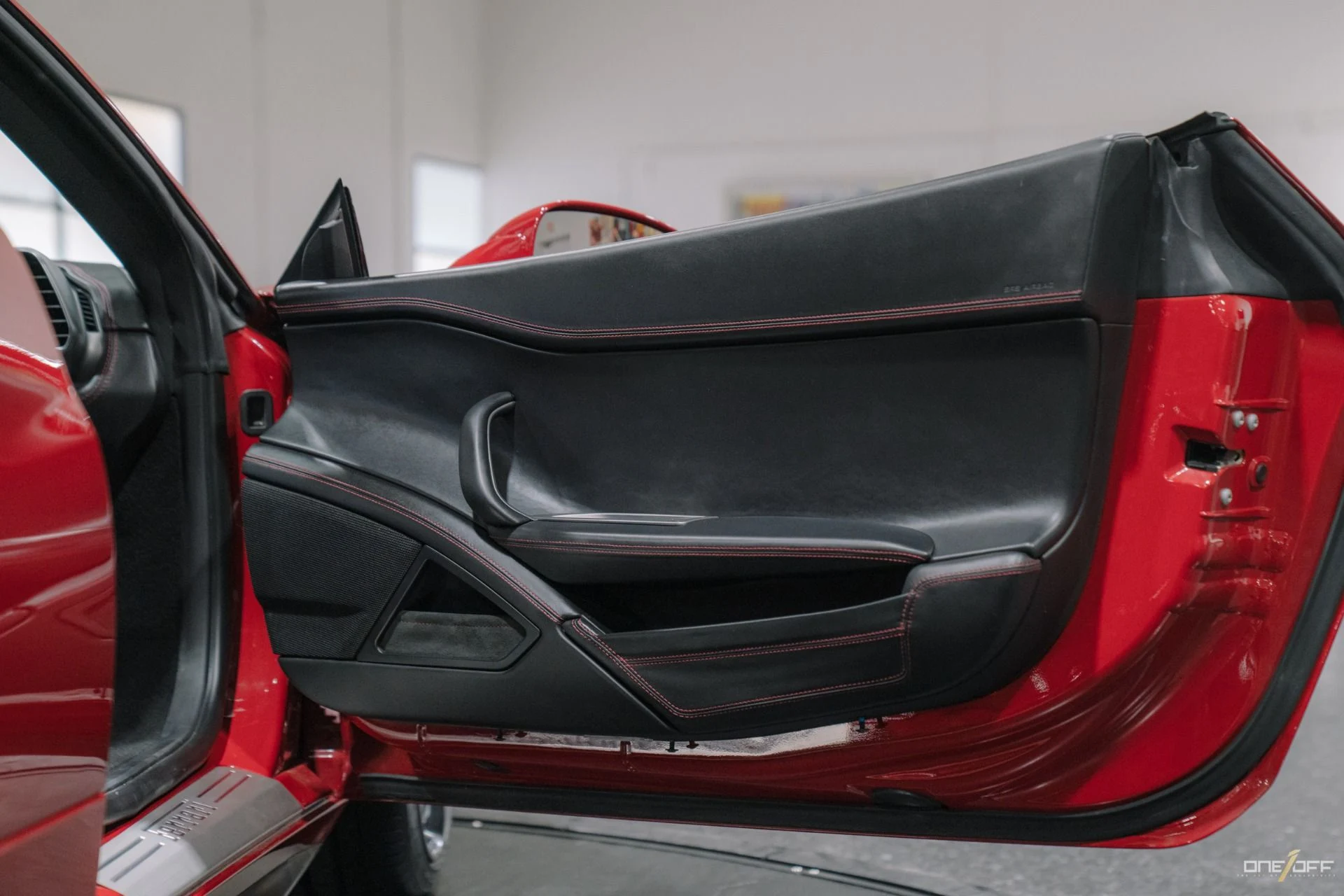 mph006_1700436111_Used_2012_Ferrari_458_Italia_in_RARE_Rosso_Mugello_w_NO_Sticky_Buttons_Front_Lift_Carbon_1754086017_bebd4f4209