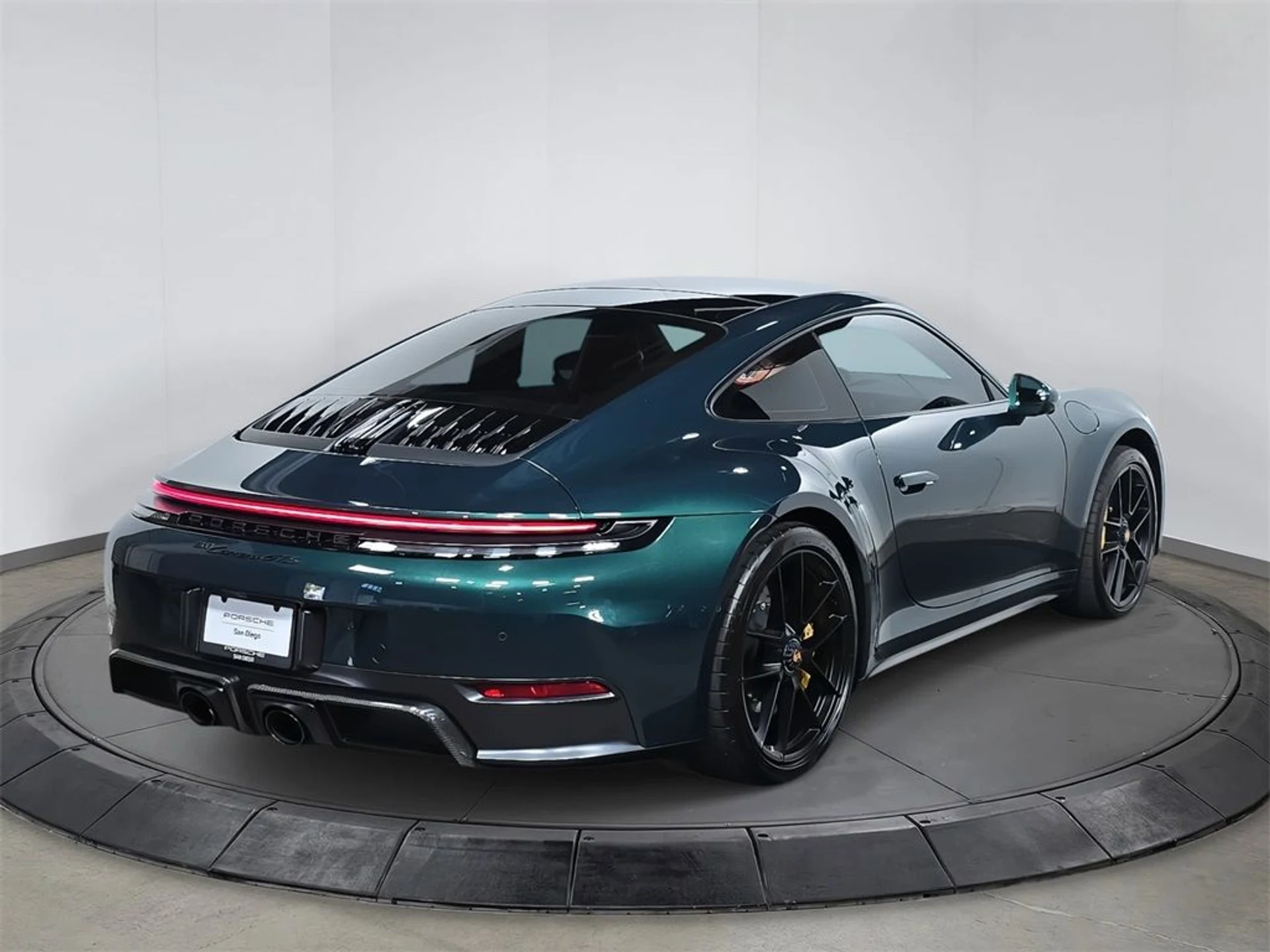 mph006_1703563449_30d730c2b75534934288ca0646fff17b_439bfb40c4