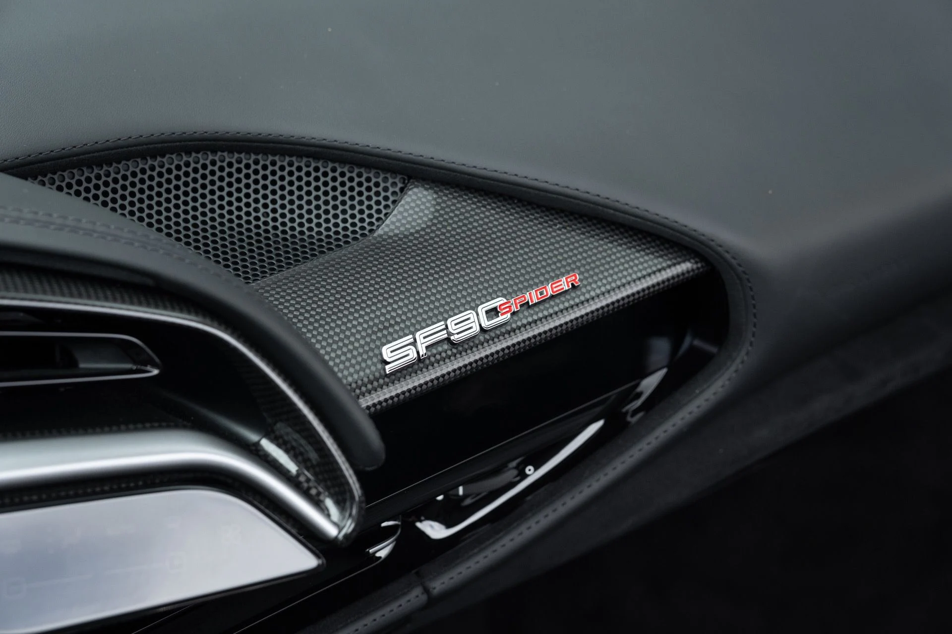 mph006_170988215_Used_2022_Ferrari_SF_90_Spider_1775626389_625ee7808d