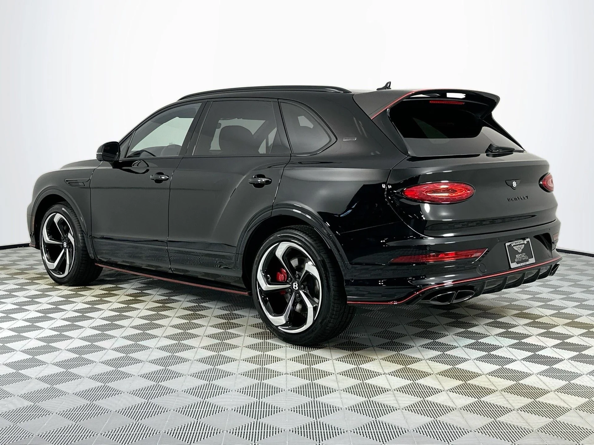 mph006_1712823557_7_4f96bf6758