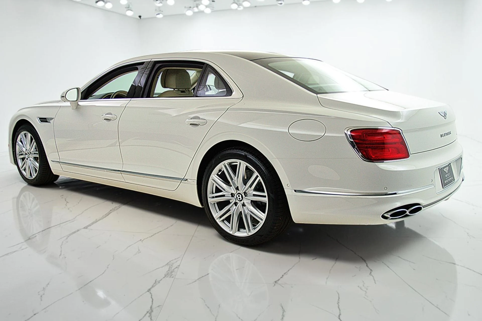 mph006_1725890203_Used_2023_Bentley_Flying_Spur_Hybrid_V6_LEASE_OPTIONS_AVAILABLE_c3562e3294