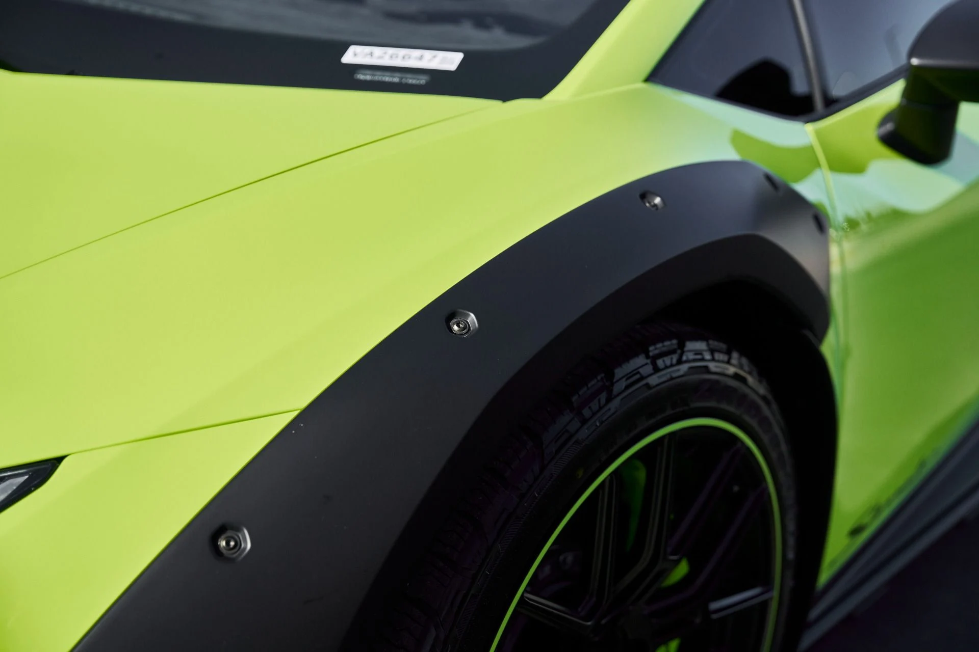 mph006_1727584892_Used_2024_Lamborghini_Huracan_Sterrato_Base_1767062369_d771f94afd