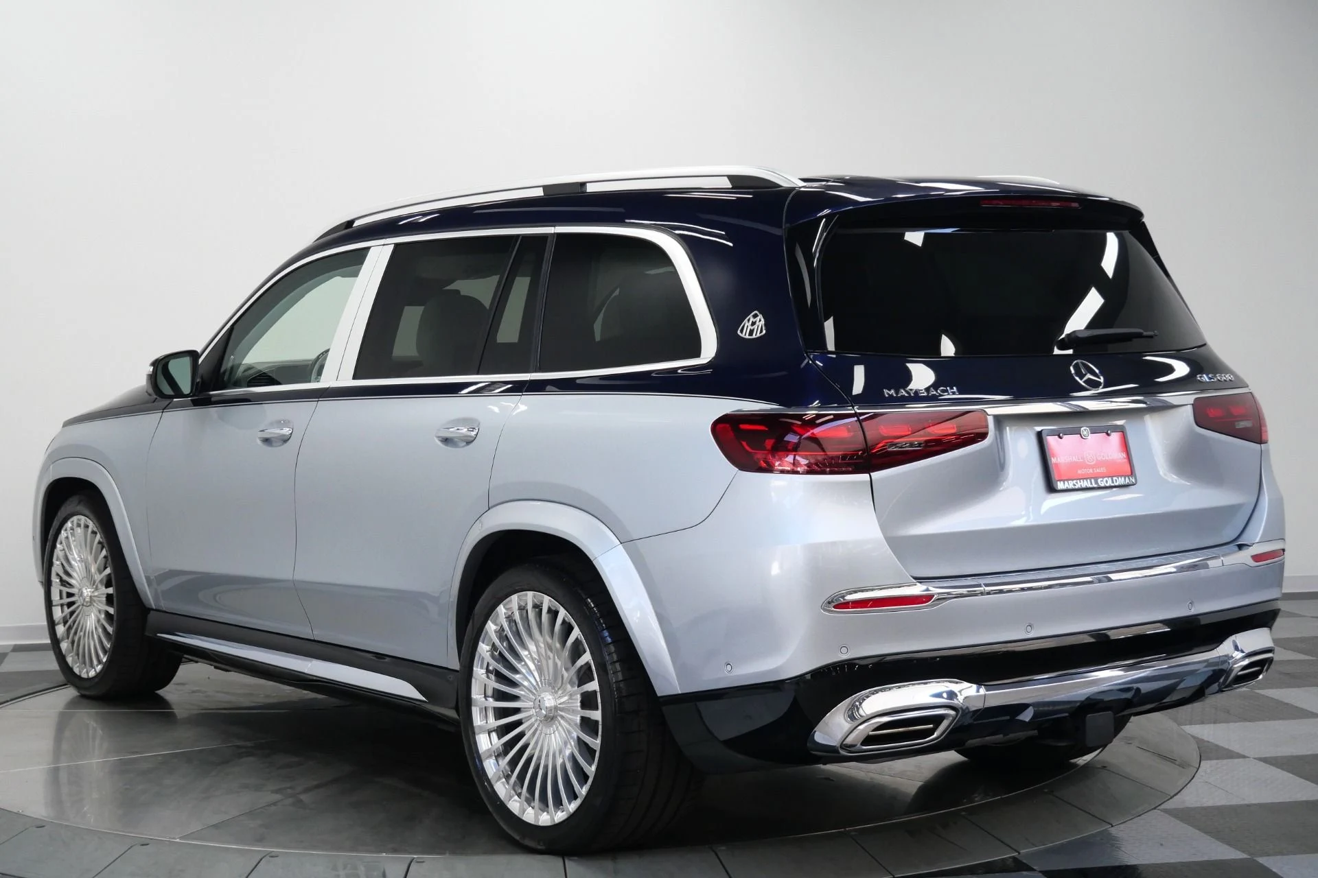 mph006_1734517701_Used_2024_Mercedes_Benz_Maybach_GLS_600_4_MATIC_Factory_Two_Tone_paint_Polished_Wheels_Loaded_1774374618_de735bffcd