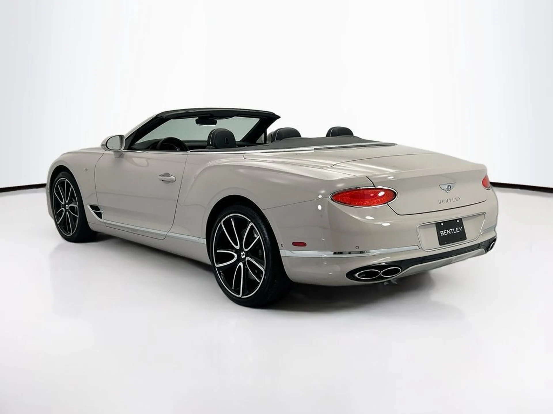 mph006_1751560646_used_2021_bentley_continental_gtv8convertible_8119_23031856_7_1024_3f30126fe1