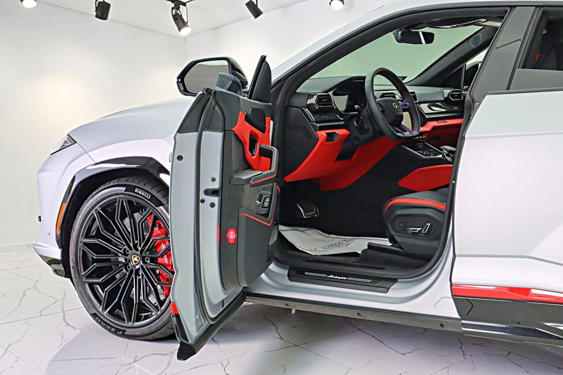 mph006_1759886115_Used_2025_Lamborghini_Urus_SELEASE_OPTIONS_AVAILABLE_fb228b7612