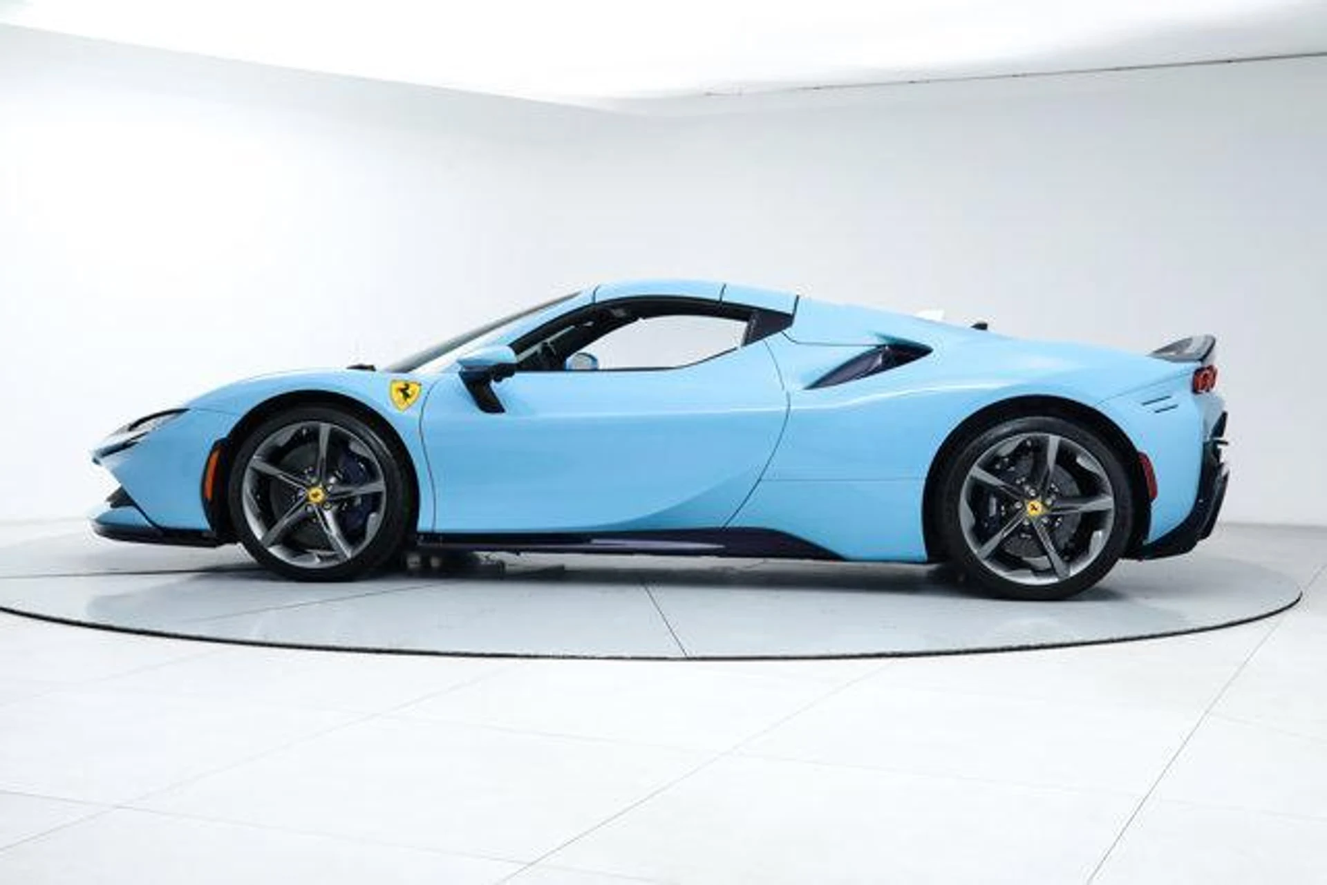 mph006_1763742024_f_Gy_Mv_Xww_Oo2ynh8pu_ZDRXSHKA_0d4fc04192