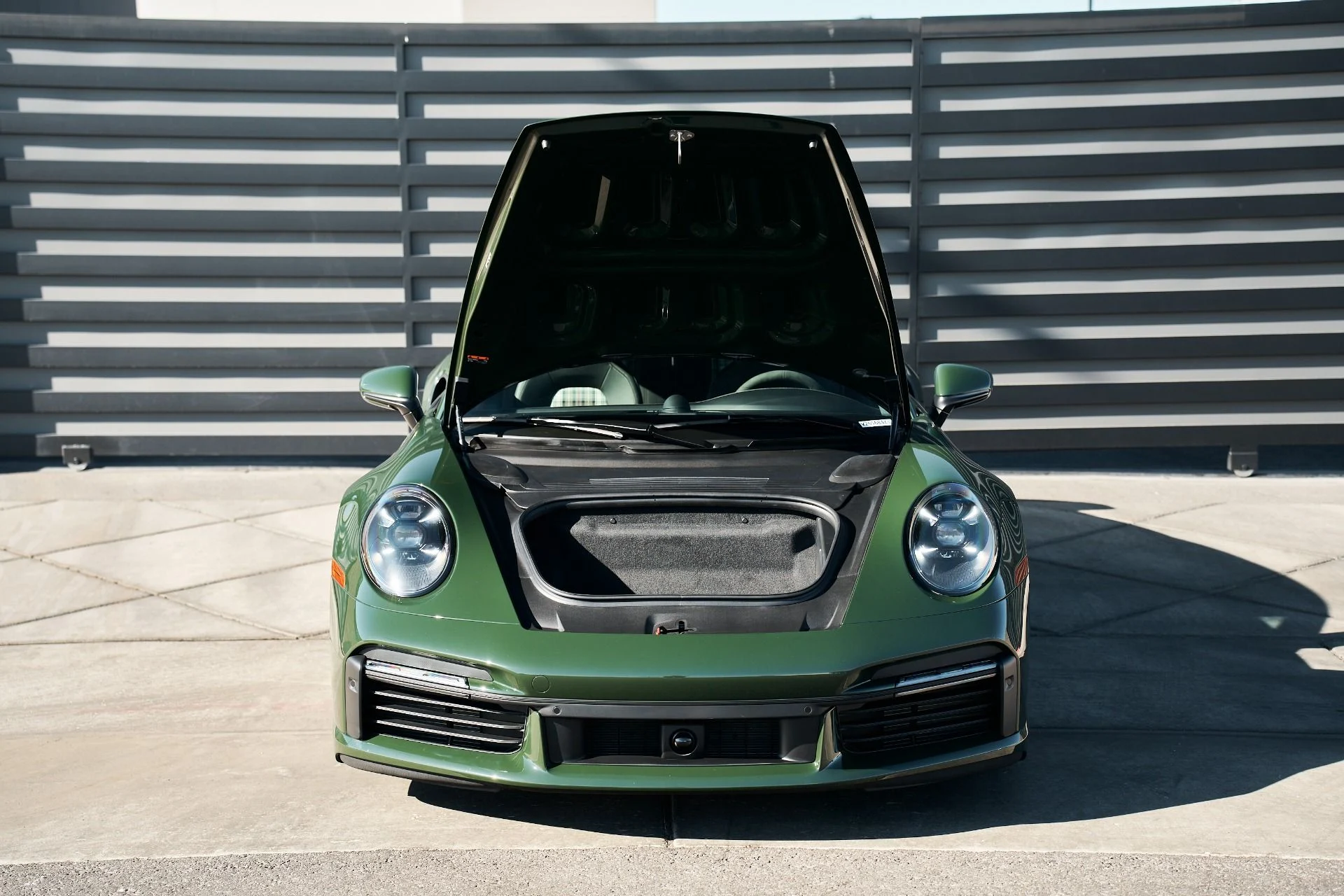 mph006_1765774279_Used_2025_Porsche_911_Turbo_S_1763075493_540259b2d7