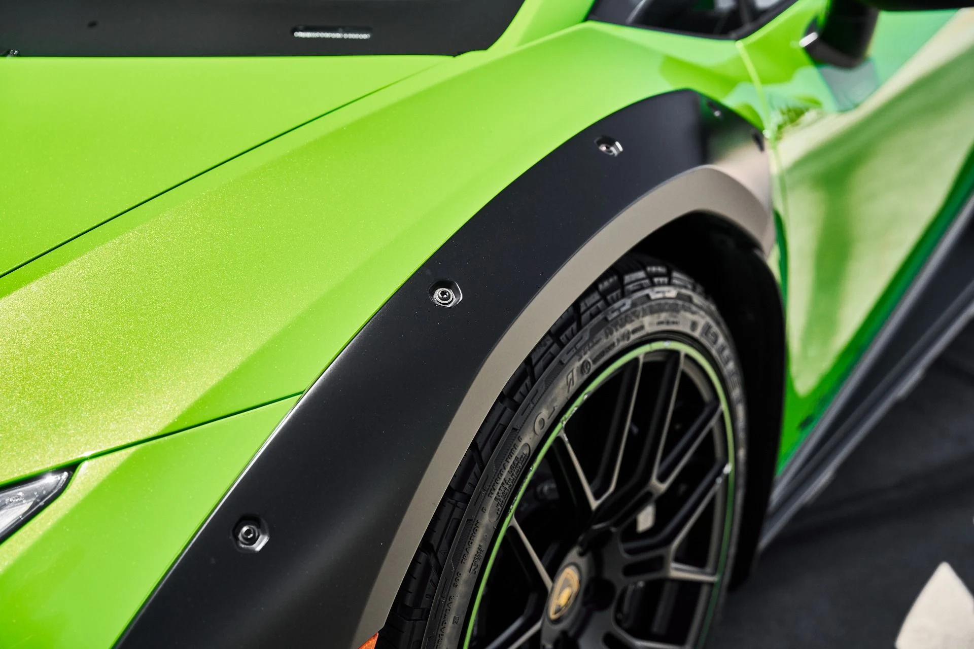 mph006_1767556292_Used_2023_Lamborghini_Huracan_Sterrato_Base_1779238826_af6f50948a
