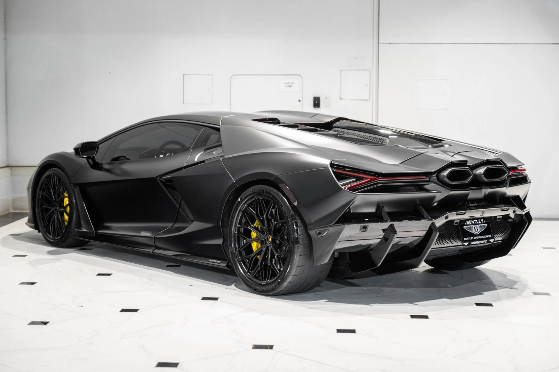 mph006_1774456778_Used_2024_Lamborghini_Revuelto_1761662610_473d47d9b7