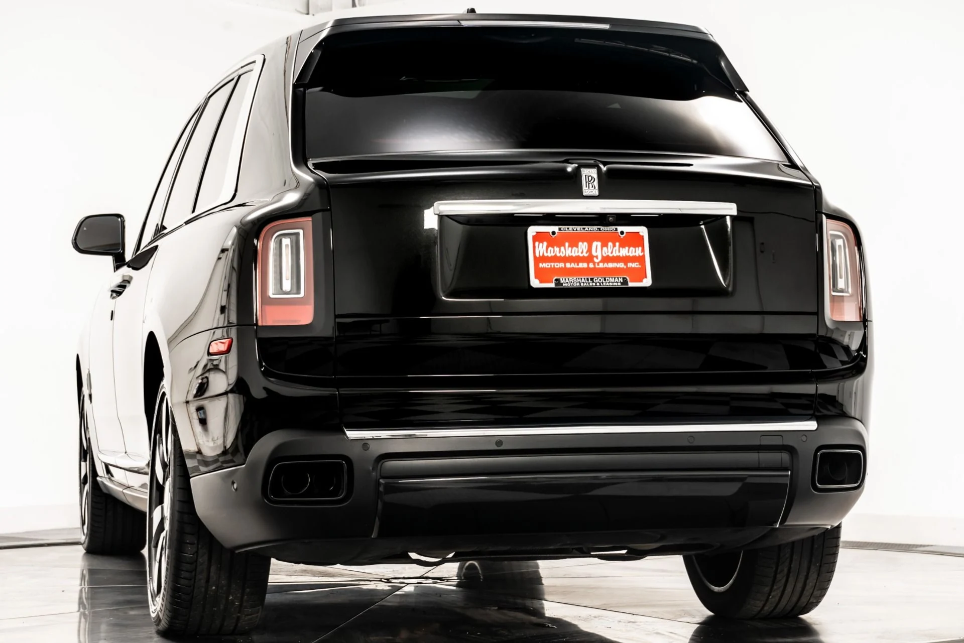mph006_1783626464_Used_2020_Rolls_Royce_Cullinan_Two_Tone_Interior_Driver_Assistance_Systems_1780337352_861dfdec65