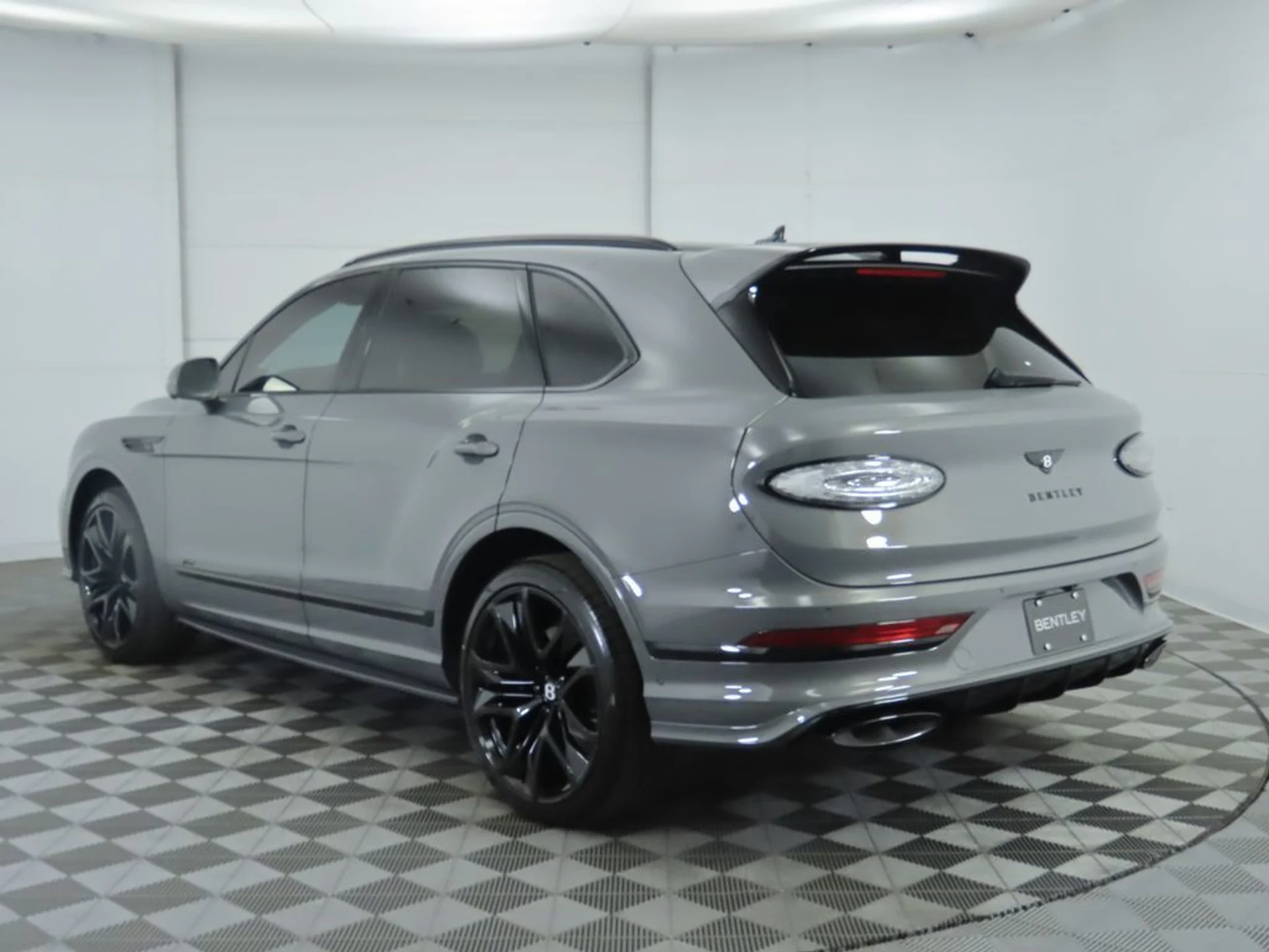 mph006_1786622217_new_2026_bentley_bentayga_8119_22950936_7_1024_0e114df925