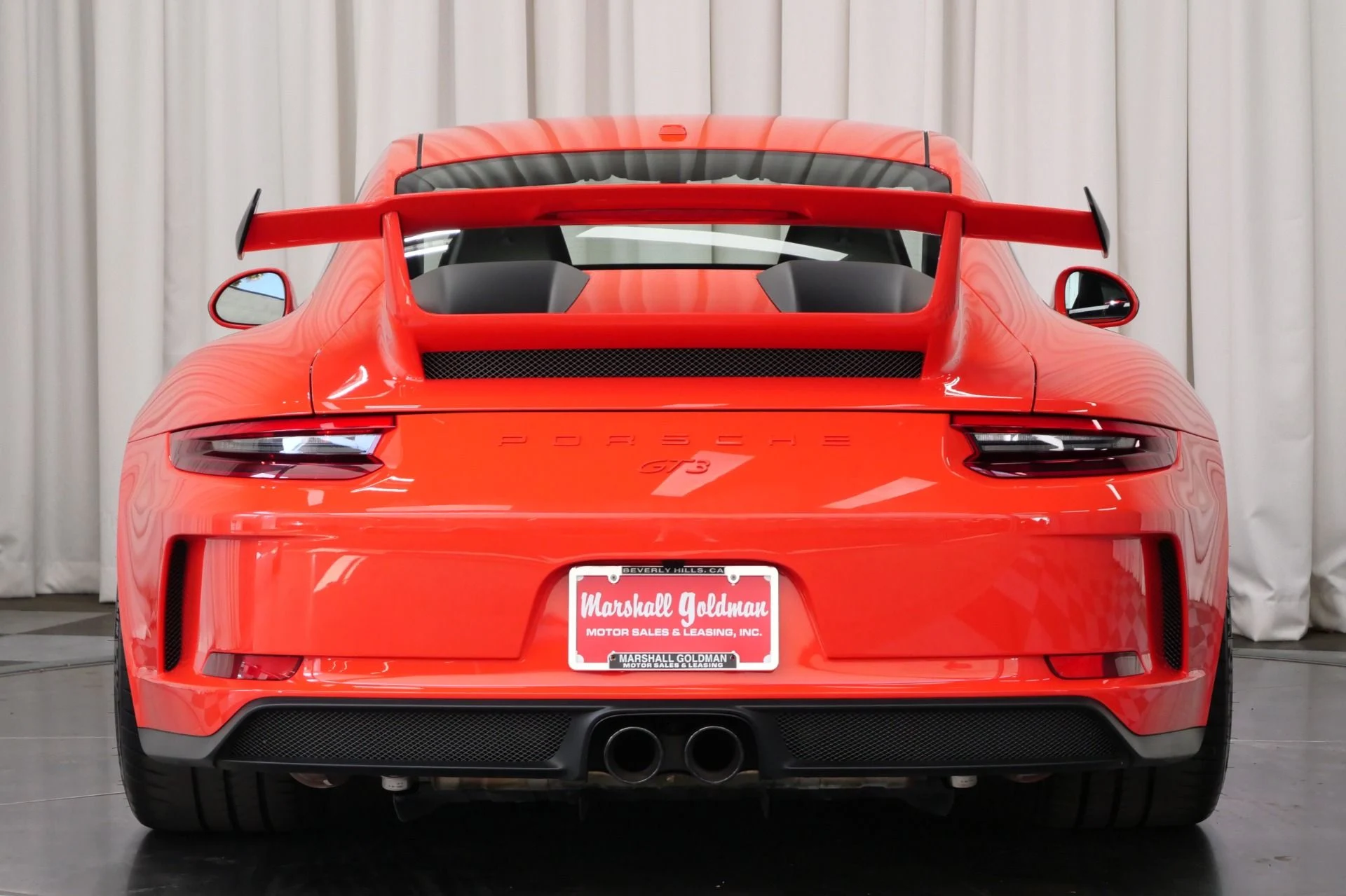 mph006_1791141530_Used_2019_Porsche_911_GT_3_1754414091_260585ced1