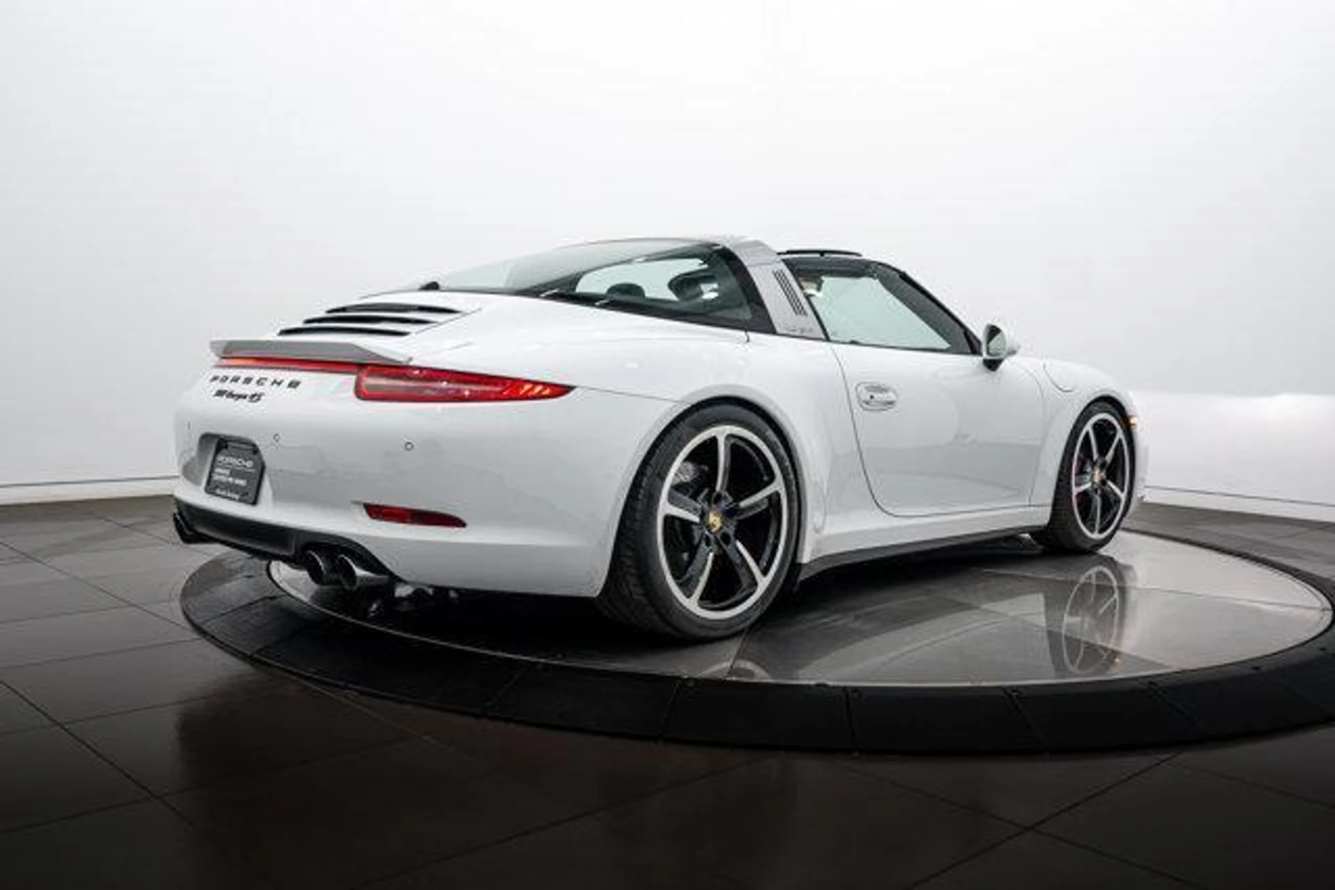 mph006_1794611588_LY_Lv_V_Sm_TNE_Gk_LHPI_hd_Lr0_Y1d_A_b58f828354