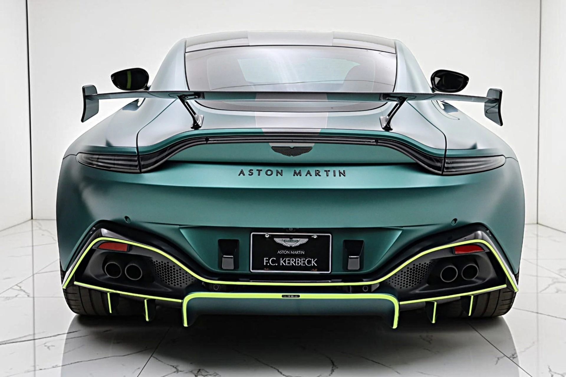 mph006_1795676538_Used_2023_Aston_Martin_Vantage_F1_EDITION_621dc6fcb7