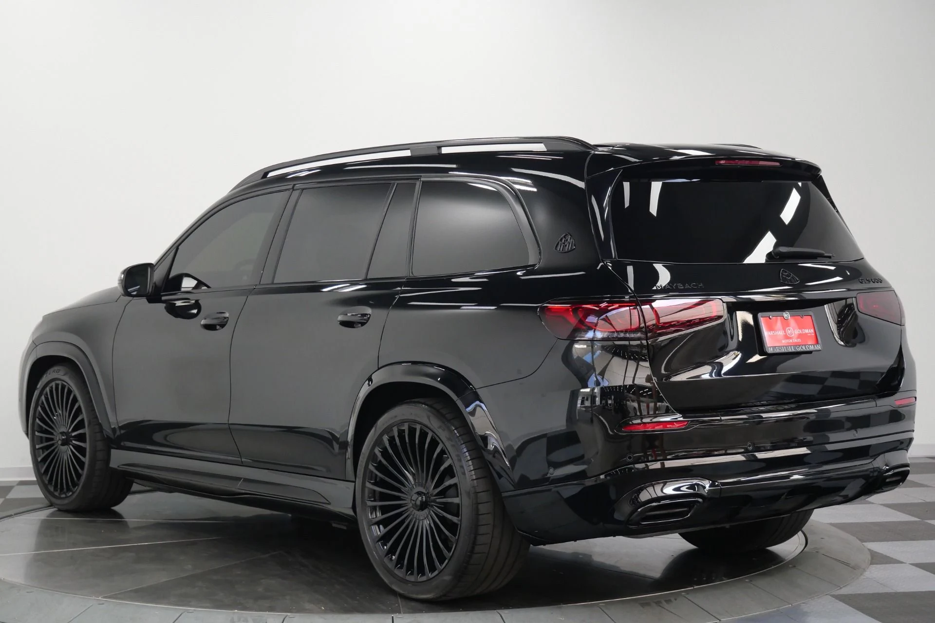 mph006_1798635743_Used_2023_Mercedes_Benz_Maybach_GLS_600_4_MATIC_4_Seat_Configuration_Rear_Refrigerator_1787325589_9f6d9cd902