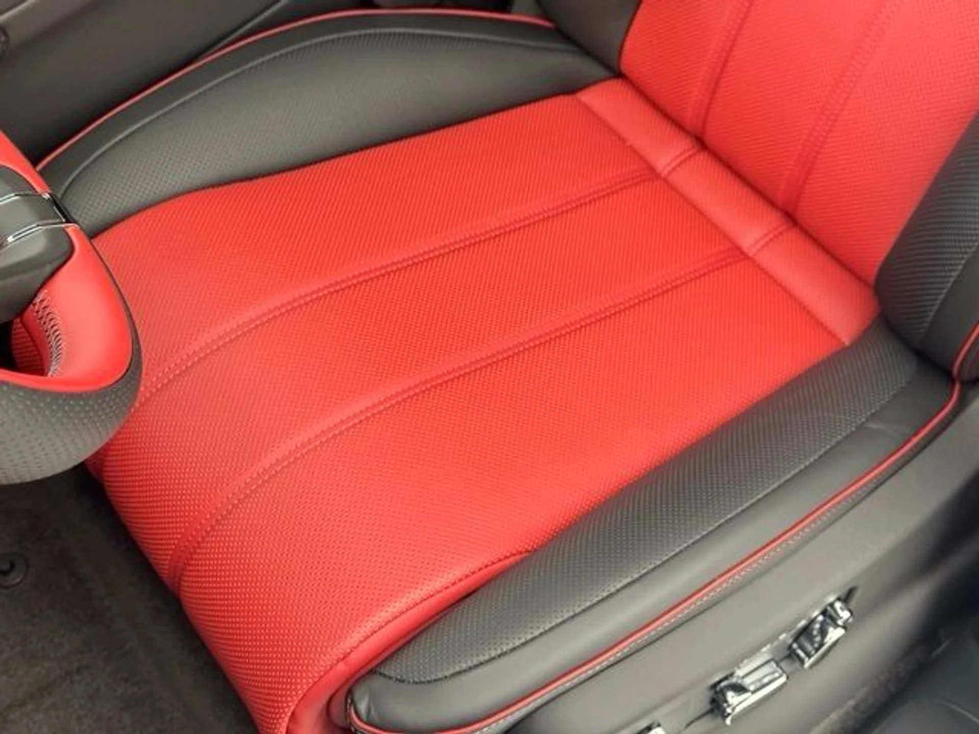 mph006_1800706320_zf8vx5dzf2izn68u0lknsqv1prj8_c6a1a638af