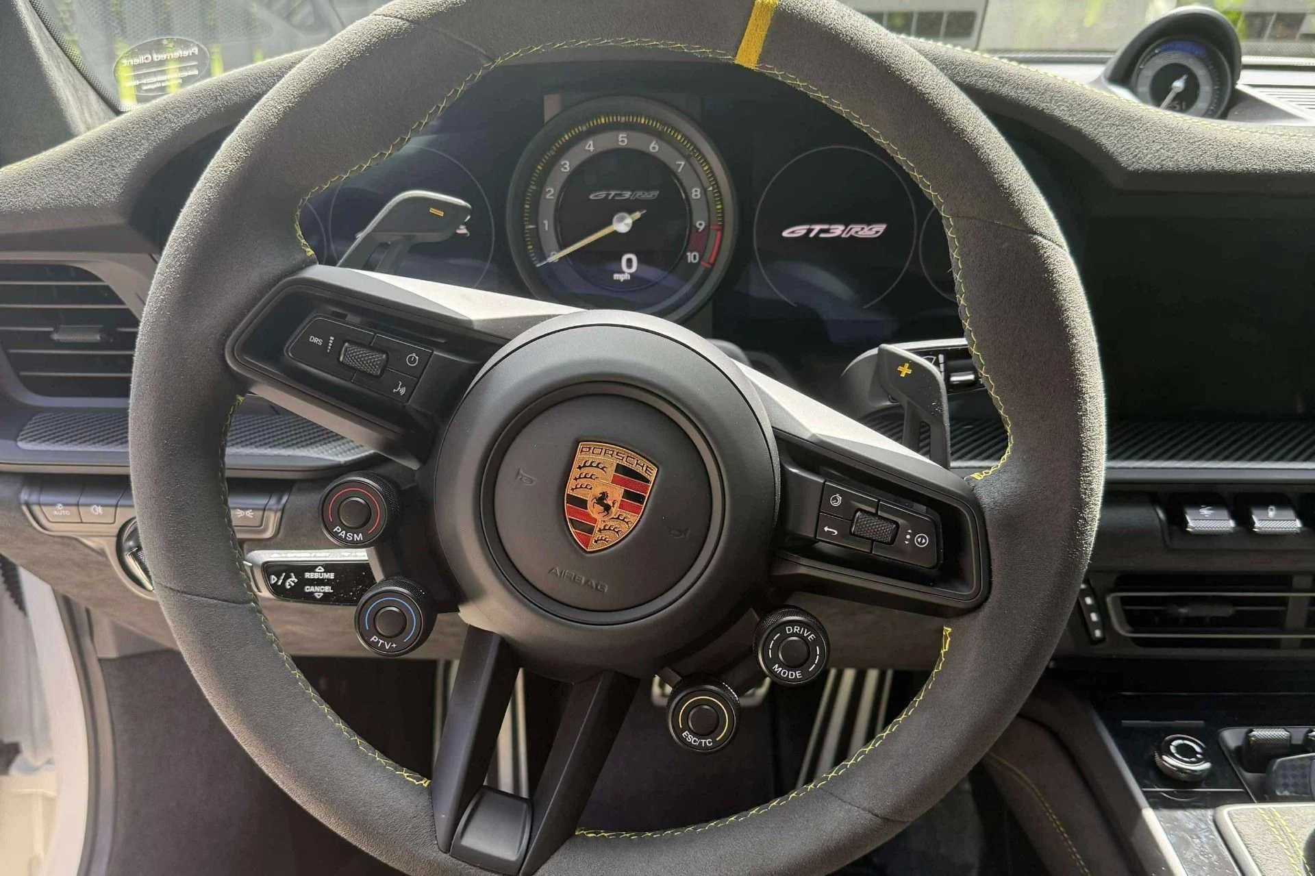 mph006_1808366718_Used_2025_Porsche_911_GT_3_RS_1754933432_afc29eef54