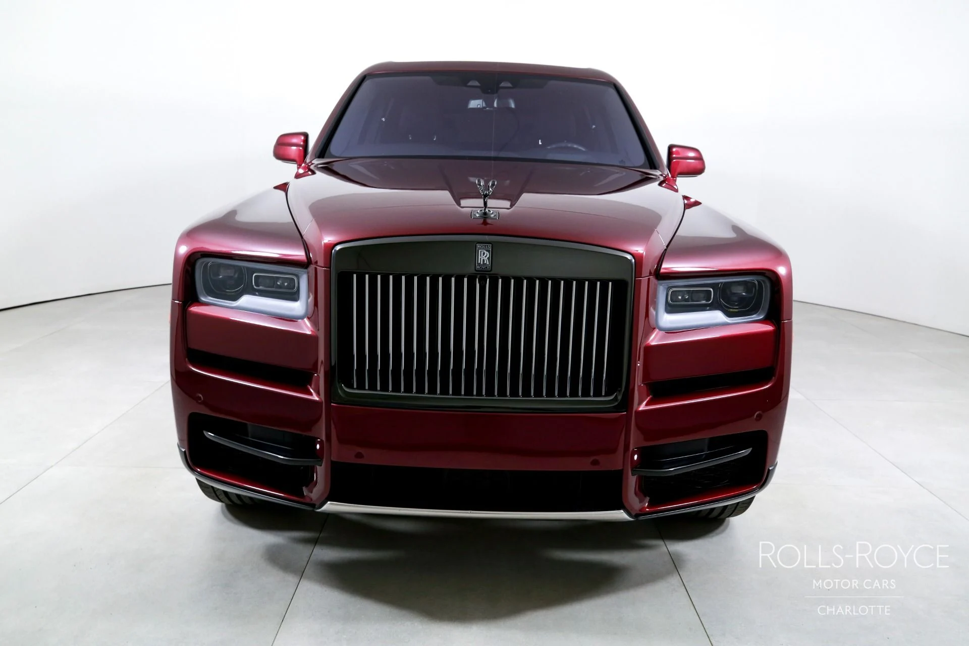 mph006_1811645052_Used_2022_Rolls_Royce_Black_Badge_Cullinan_1769449114_f5f1b1dddf