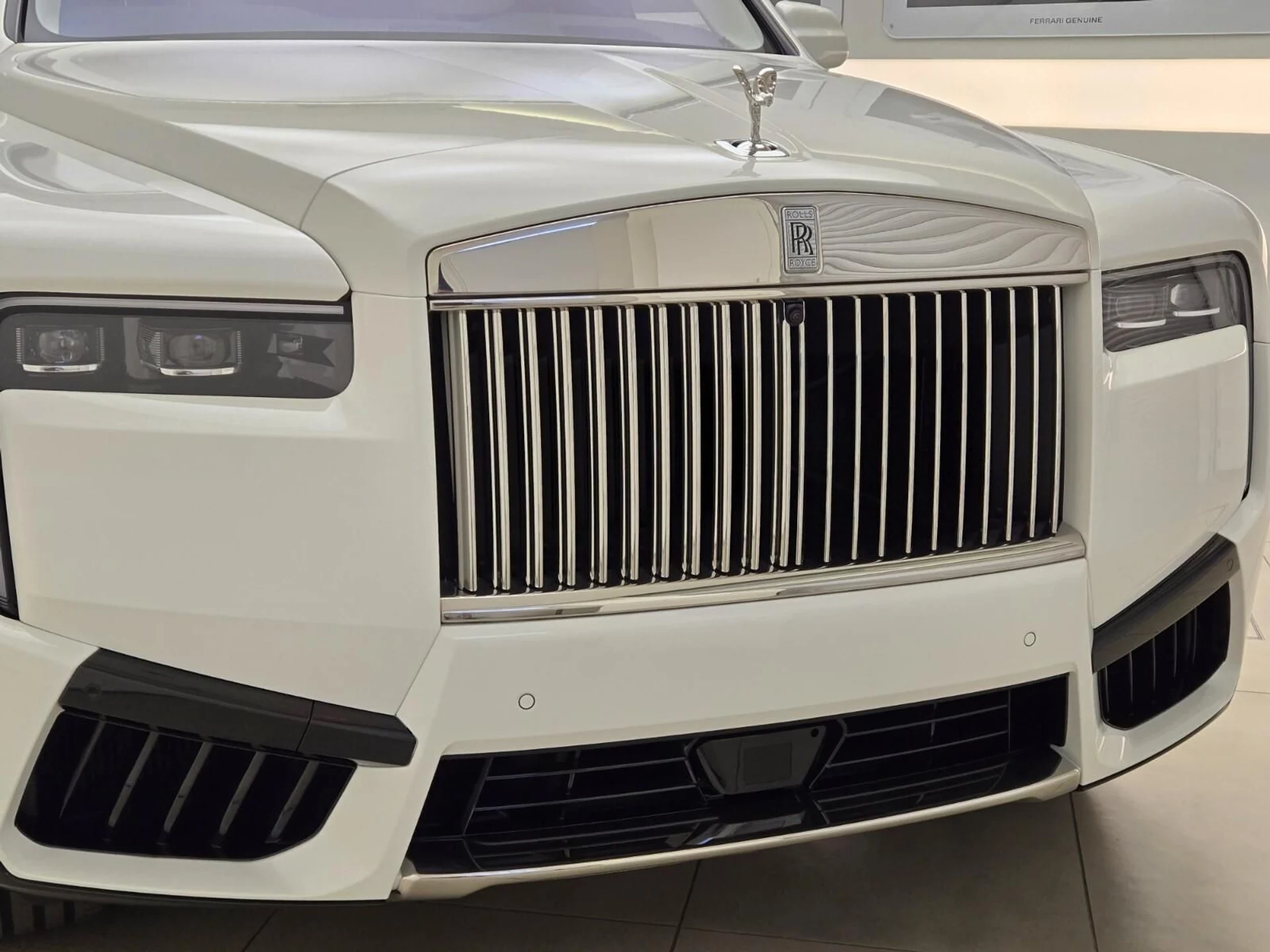 mph006_1817745573_New_2027_Rolls_Royce_Cullinan_1792818901_7317a2a30f