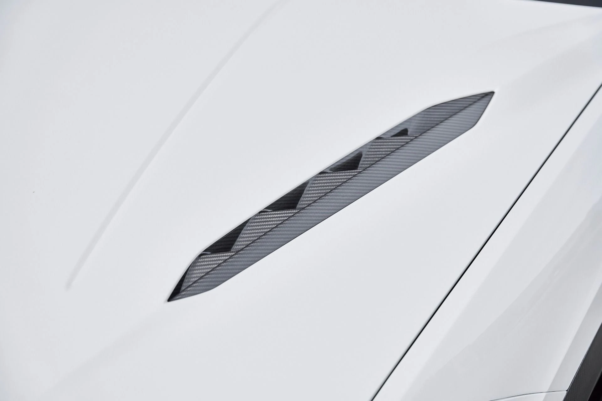 mph006_1827529308_Used_2024_Lamborghini_Urus_Performante_1768001091_3a535f7dee