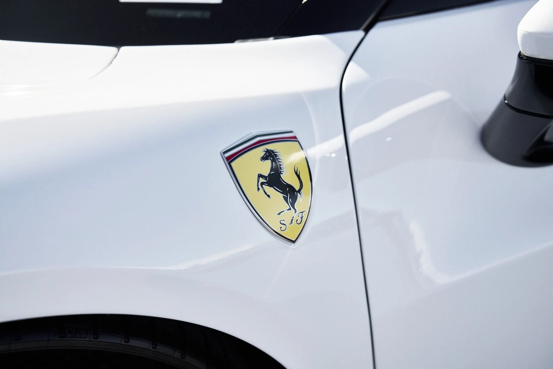 mph006_1834943909_Used_2024_Ferrari_296_GTB_1759561705_2c44621ce0